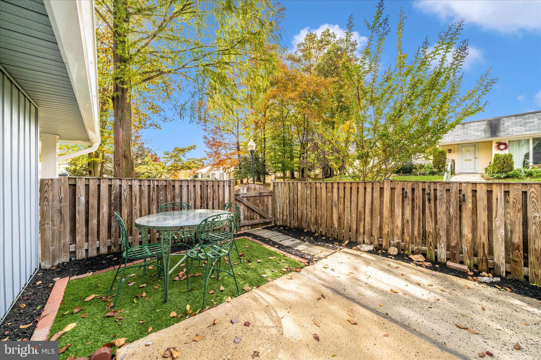 ROSSMOOR MUTUAL #11 - Residential