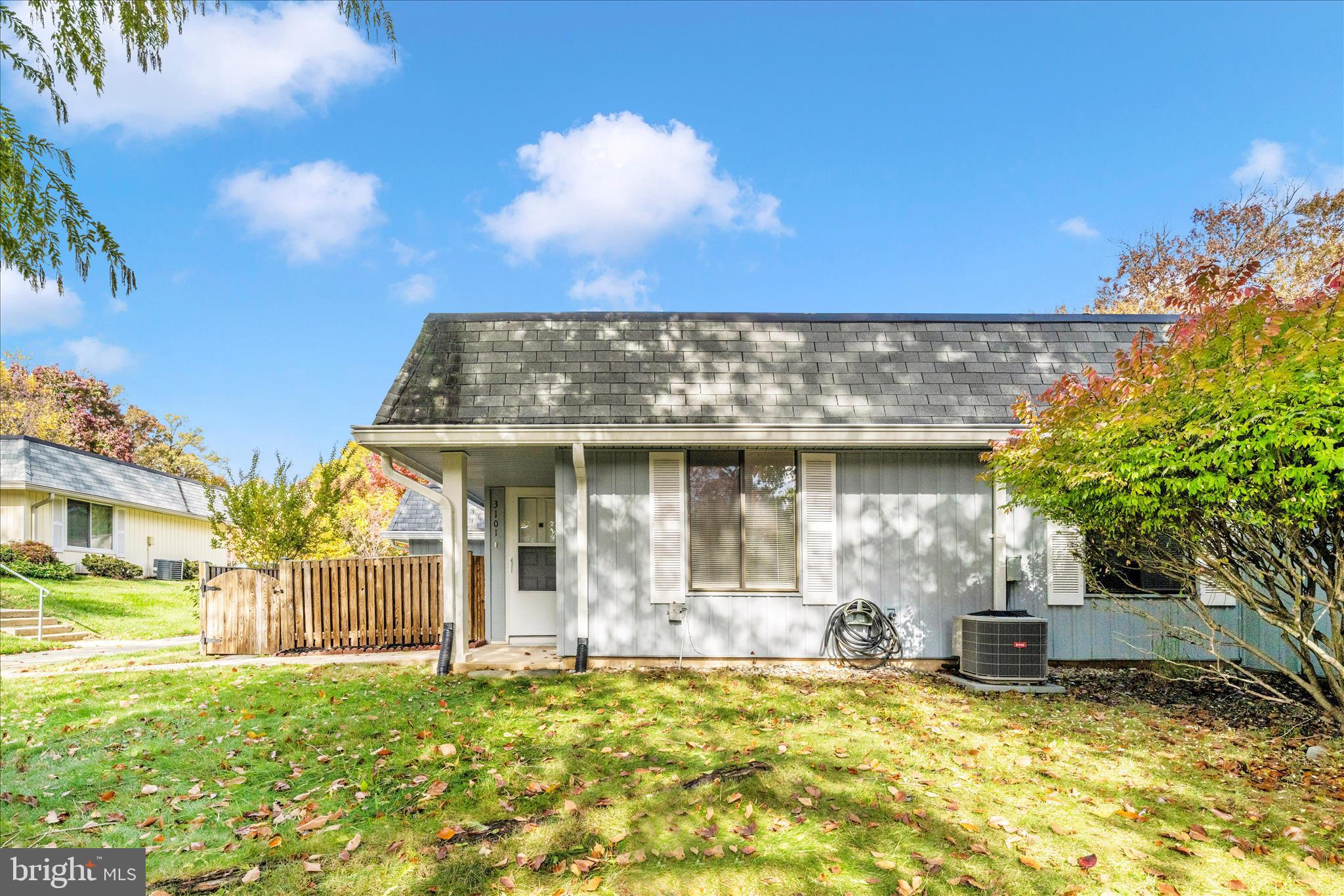 ROSSMOOR MUTUAL #11 - Residential