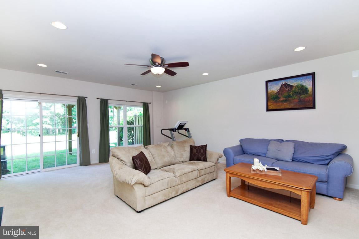 PEMBROOKE - Residential