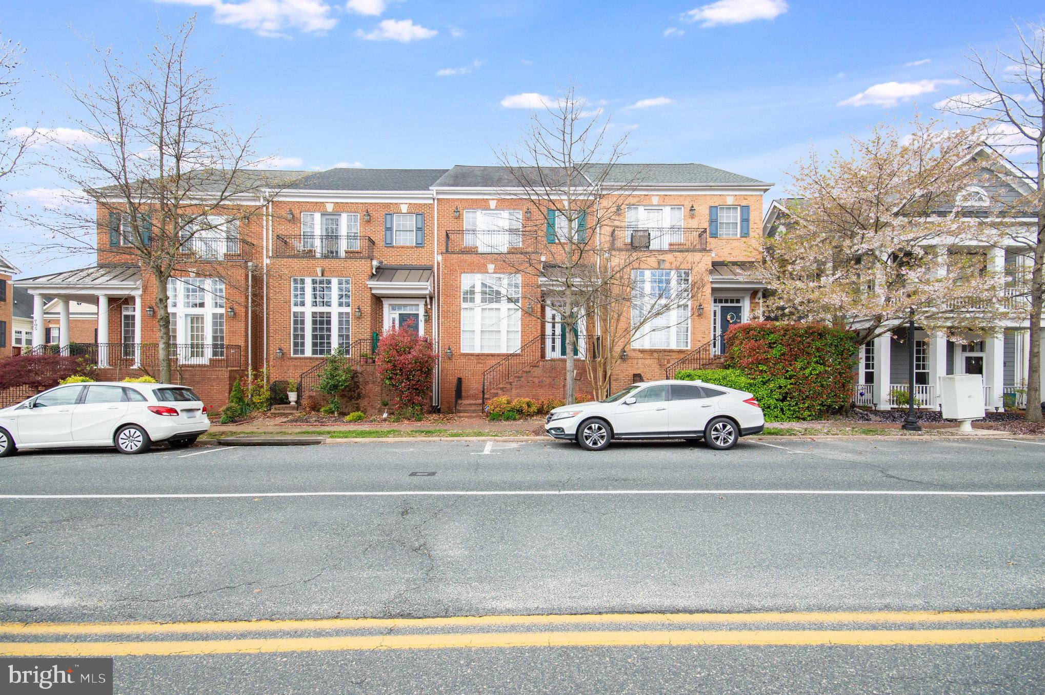 BELMONT BAY - Residential Lease