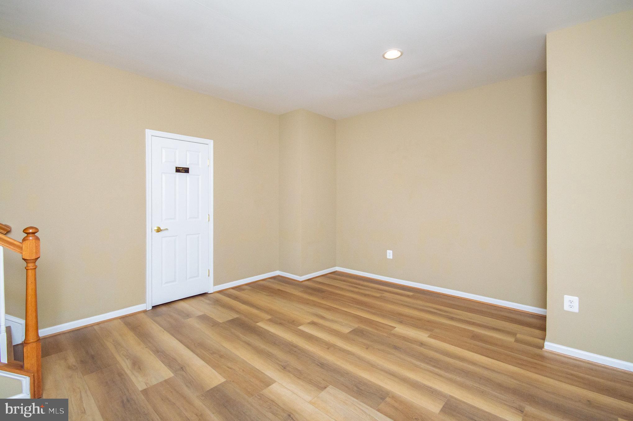 BELMONT BAY - Residential Lease