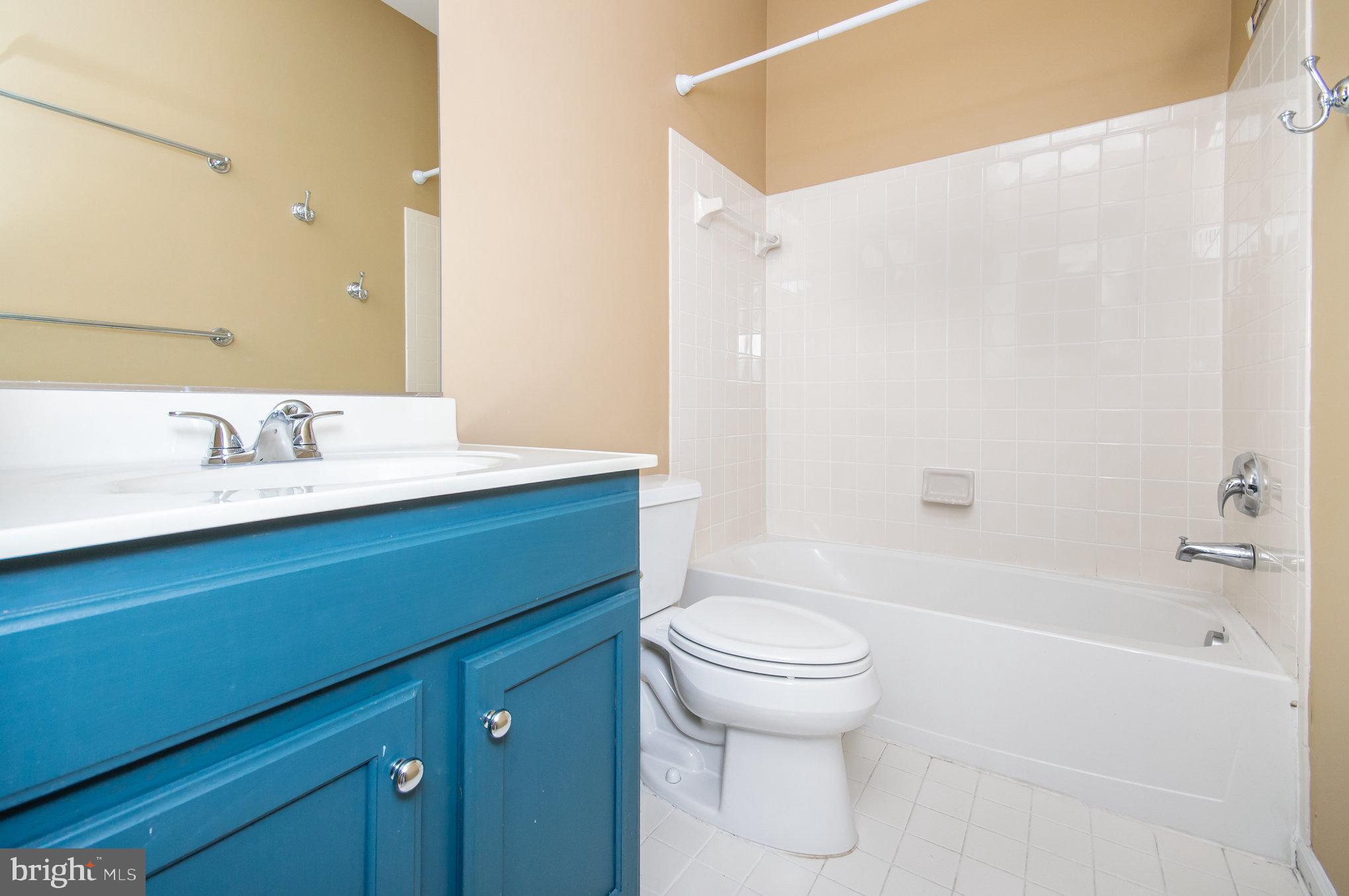 BELMONT BAY - Residential Lease