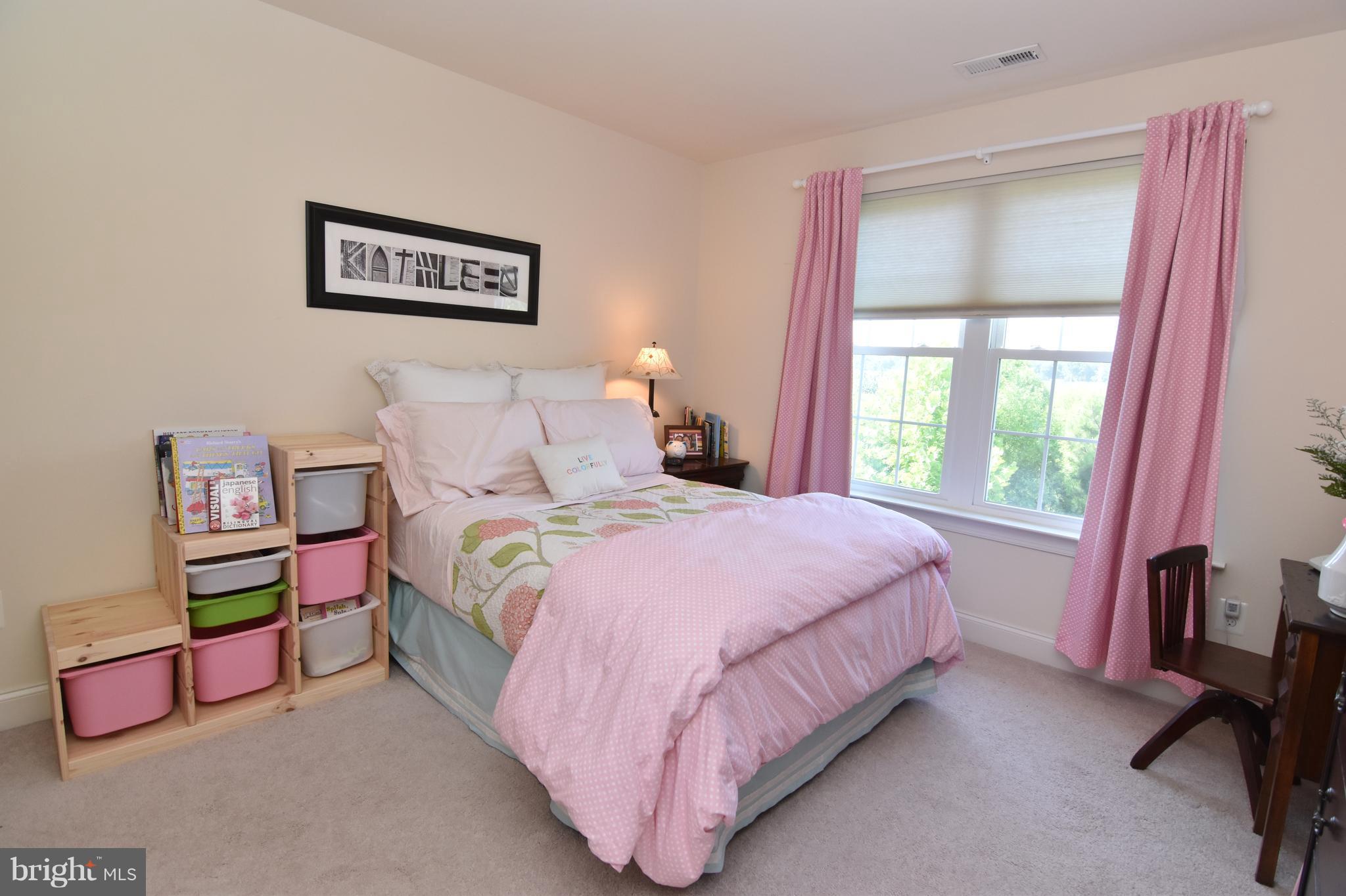 BROAD CREEK - Residential Lease