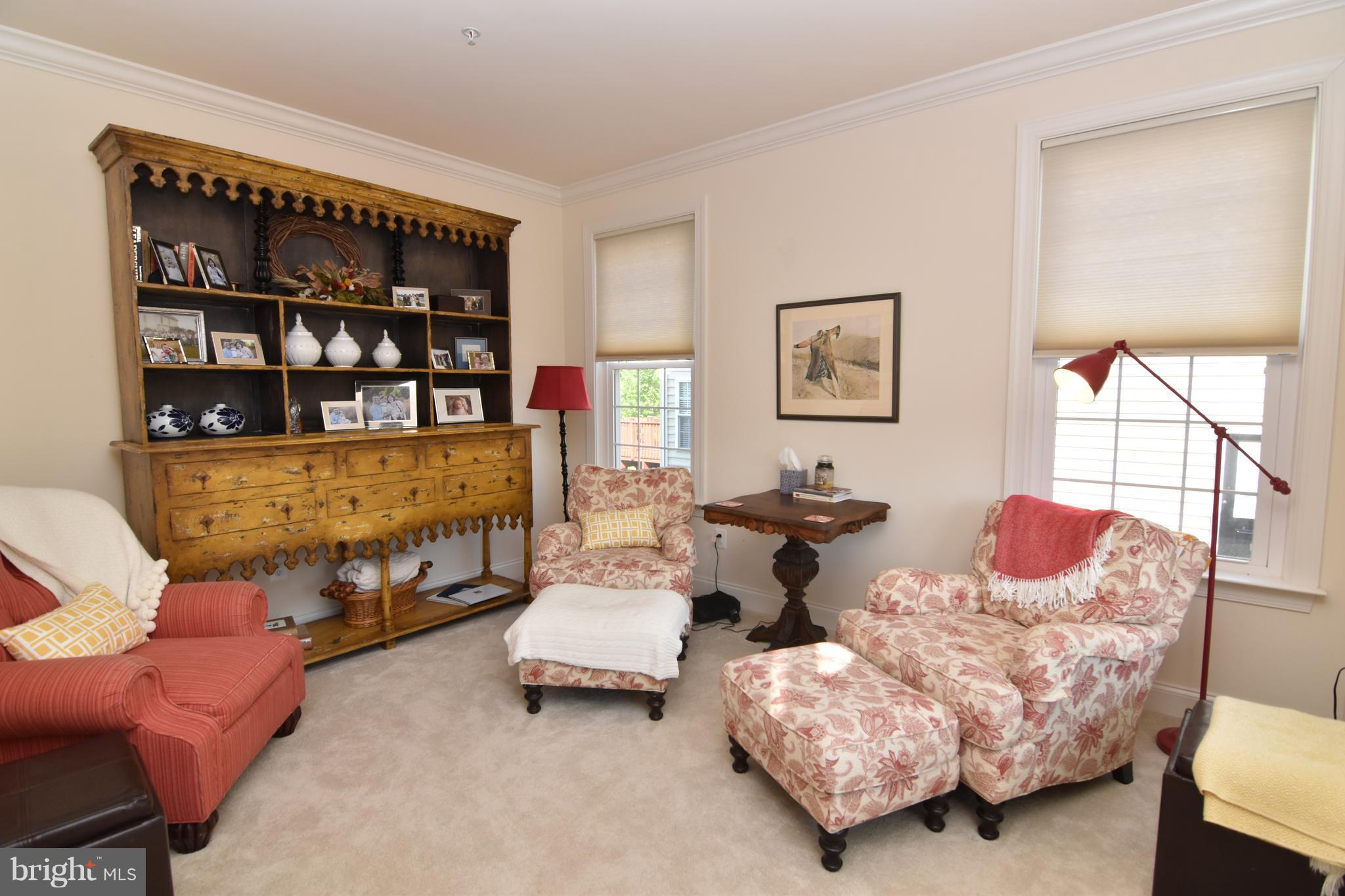 BROAD CREEK - Residential Lease