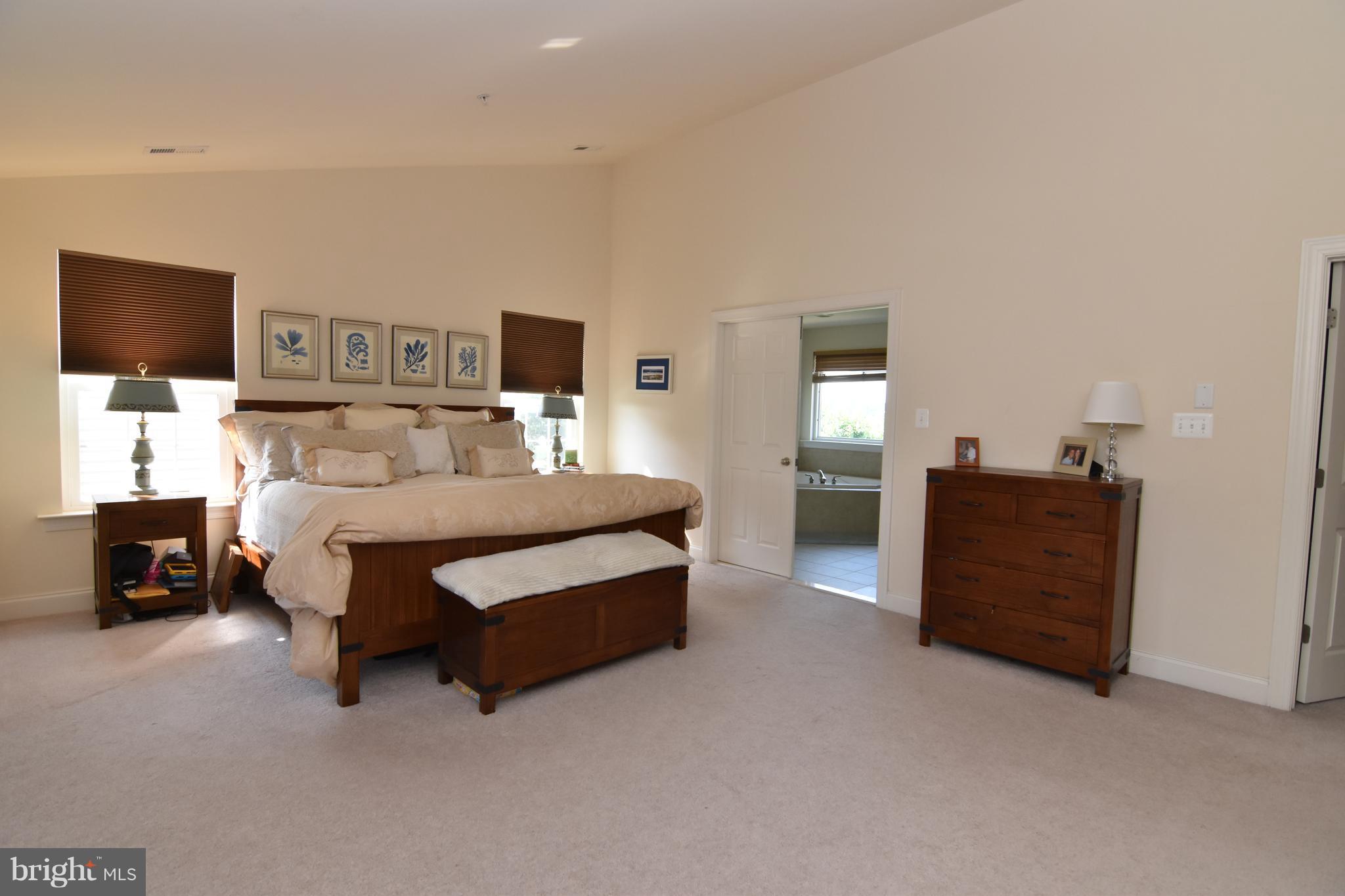 BROAD CREEK - Residential Lease