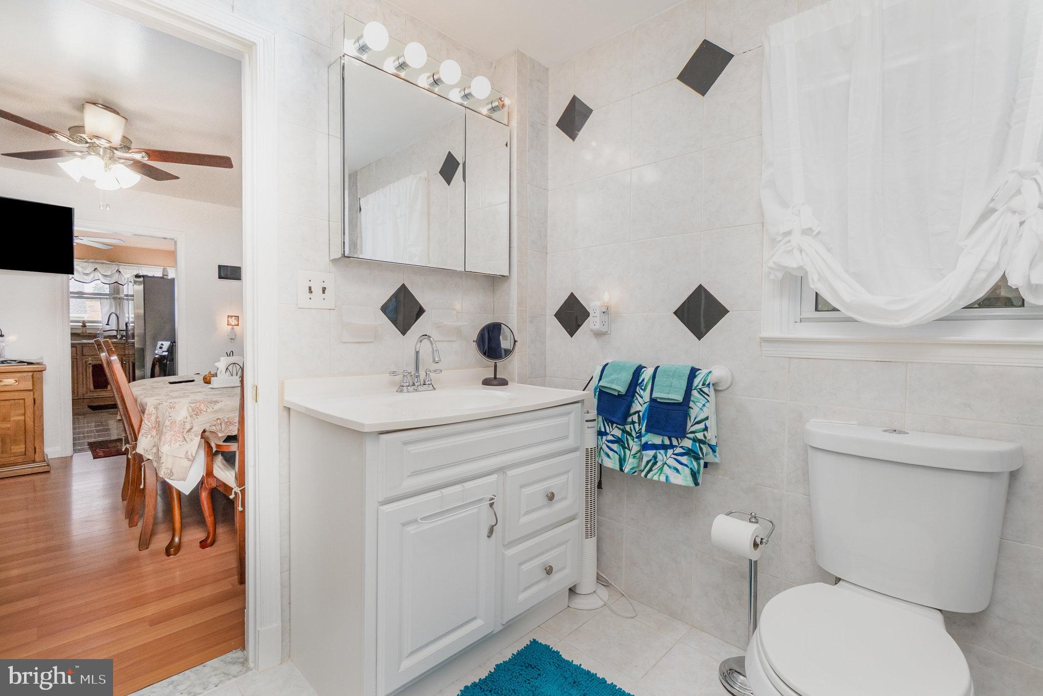 MARLYN MANOR - Residential