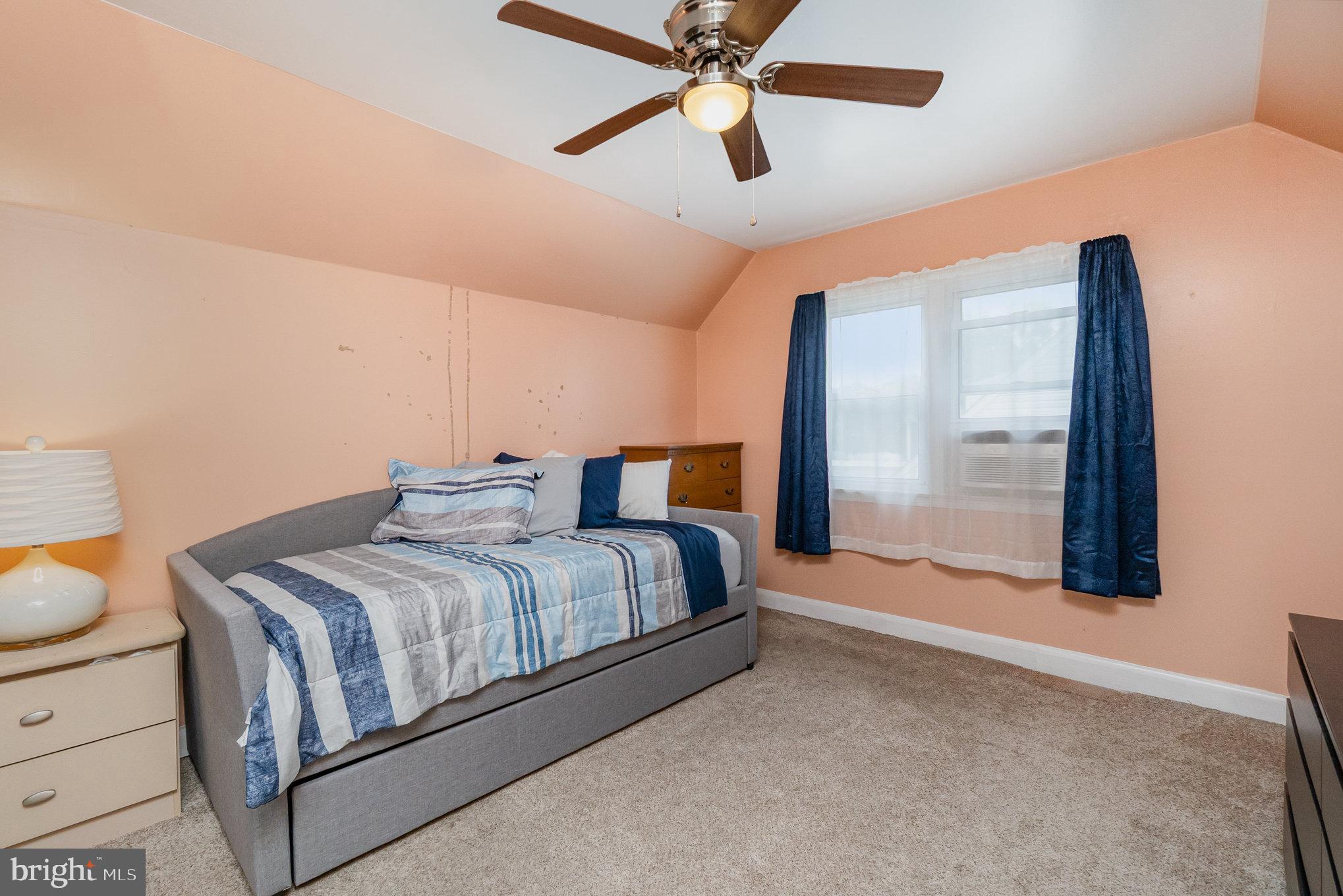 MARLYN MANOR - Residential