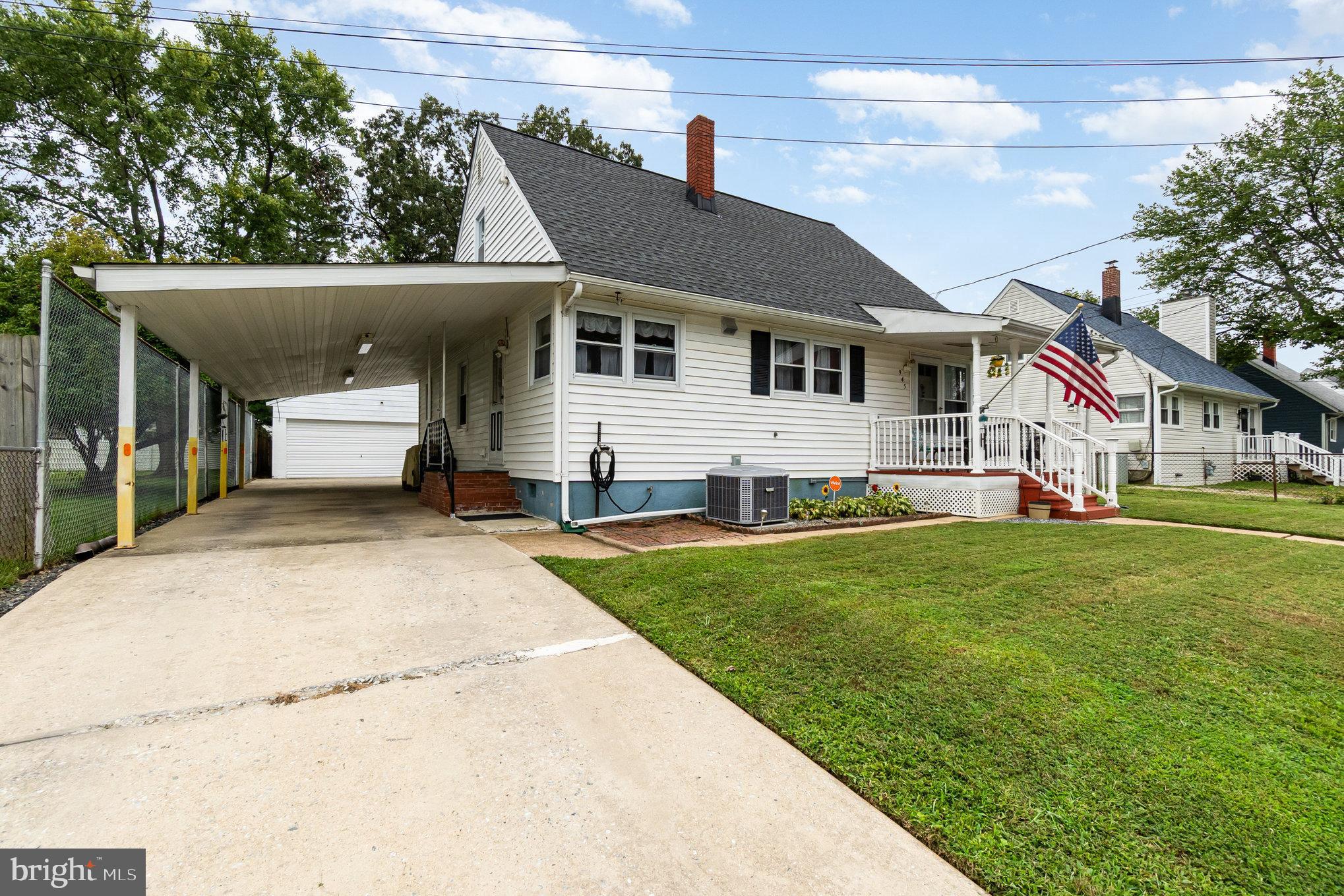 MARLYN MANOR - Residential