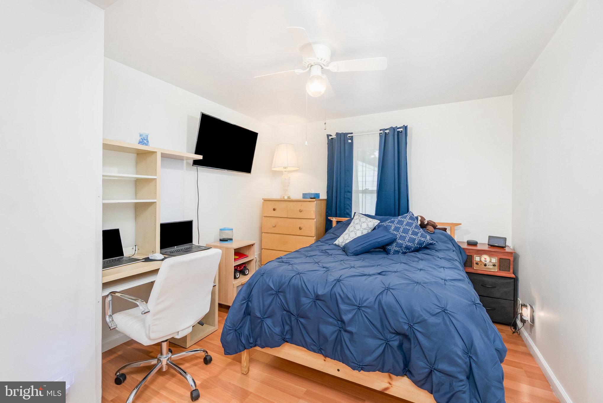 MARLYN MANOR - Residential