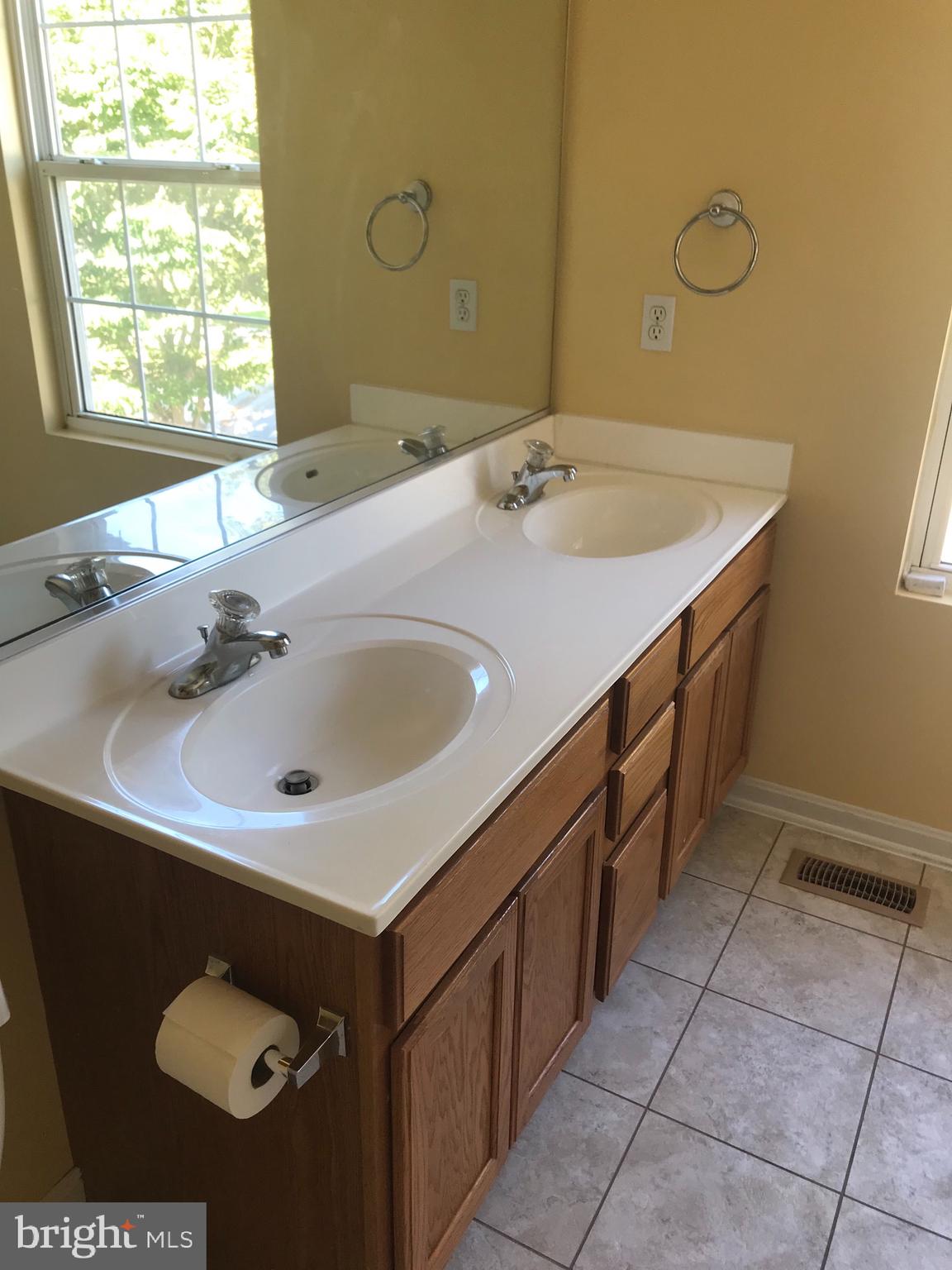 FAIRFIELD - Residential Lease