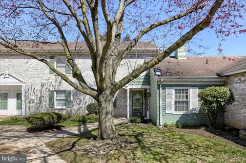 Photo of 5 Ashlea Ville, New Holland, PA 17557 (MLS # PALA2048744)