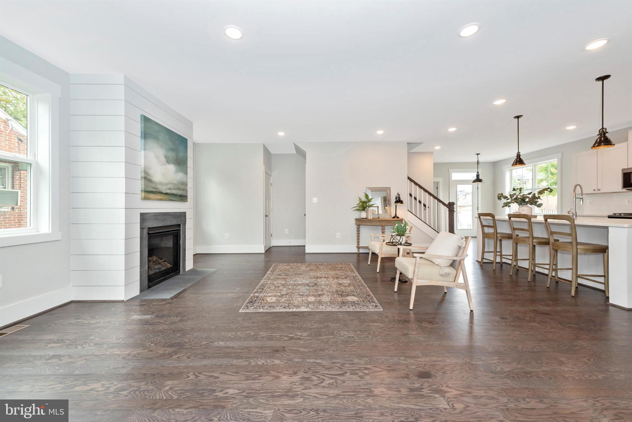 DOWNTOWN EASTON - Residential