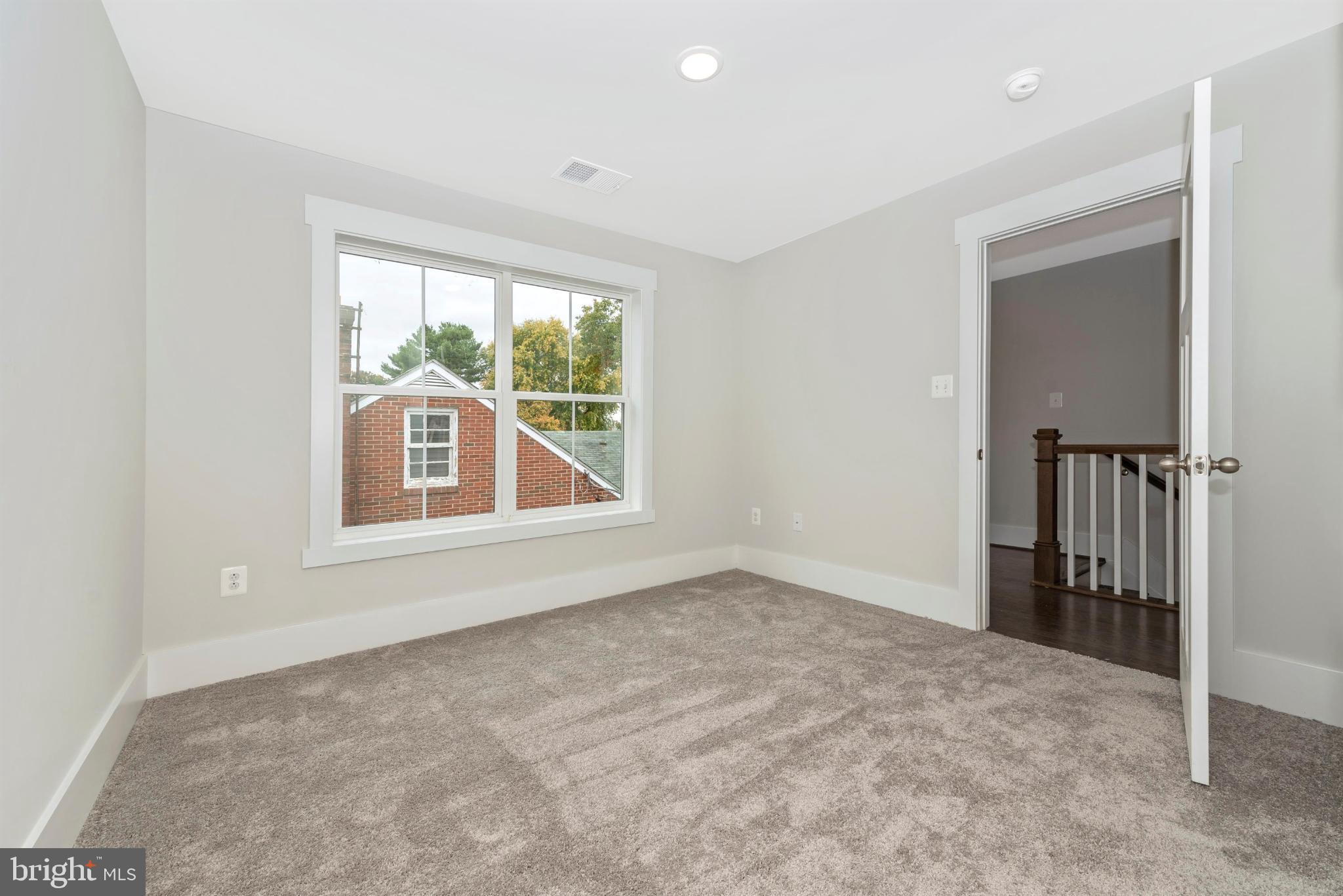 DOWNTOWN EASTON - Residential