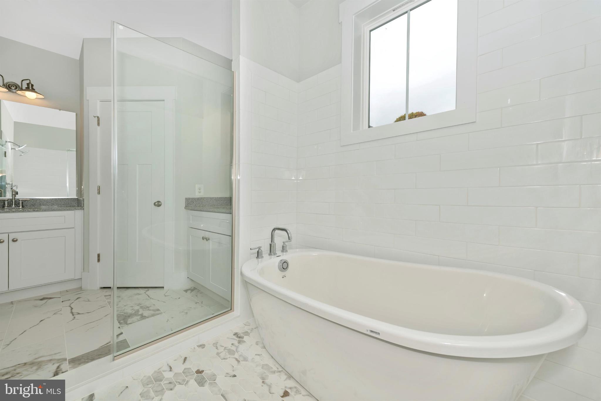 DOWNTOWN EASTON - Residential