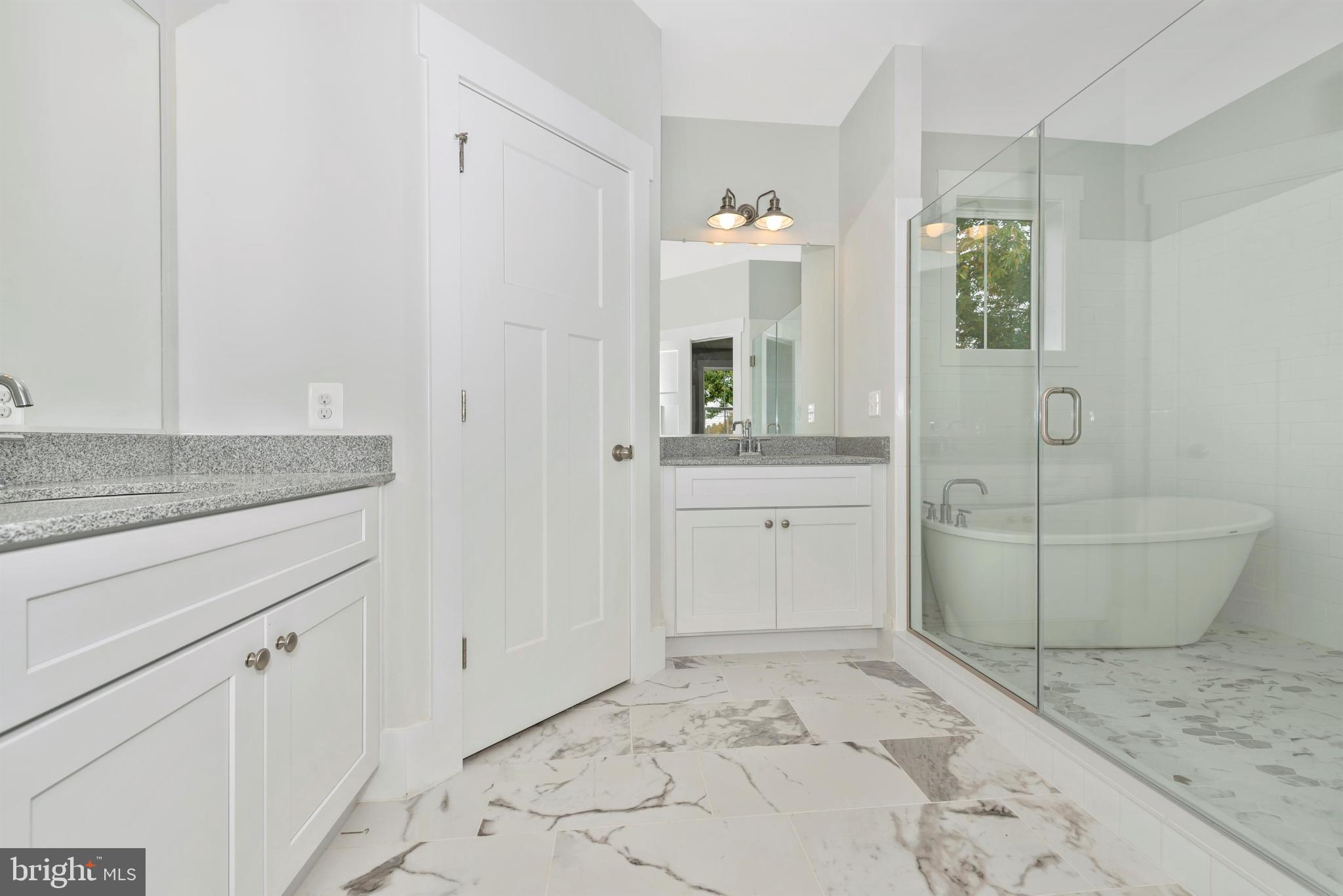 DOWNTOWN EASTON - Residential