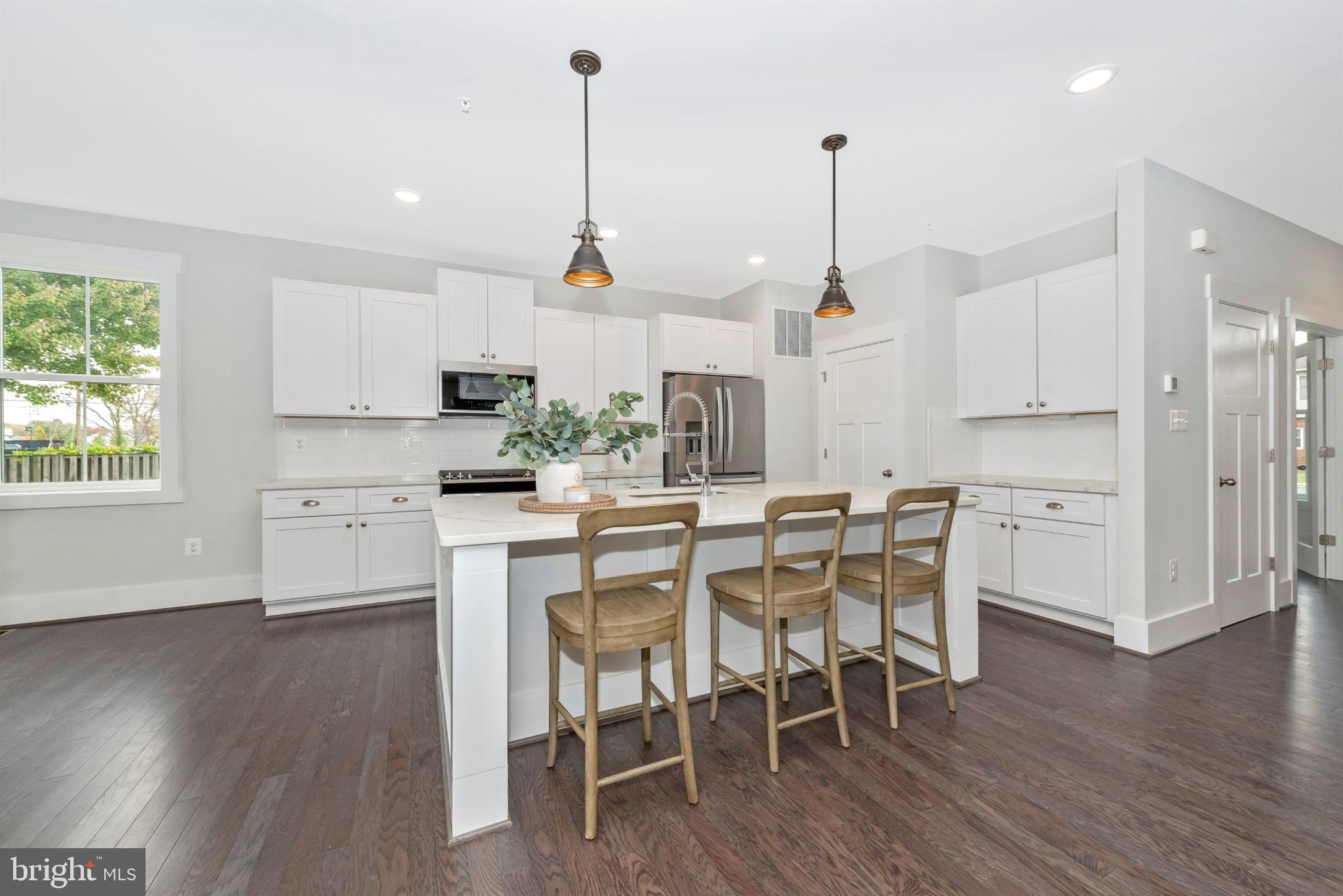 DOWNTOWN EASTON - Residential