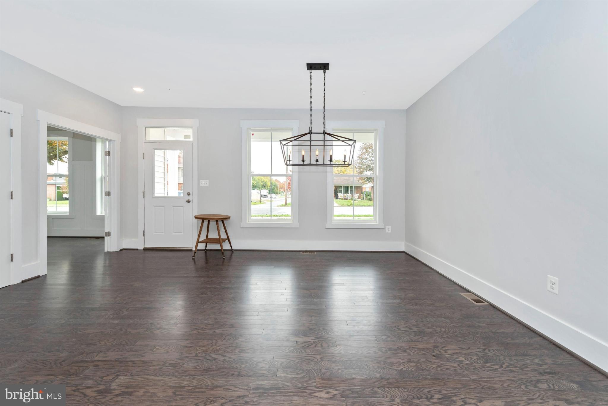 DOWNTOWN EASTON - Residential