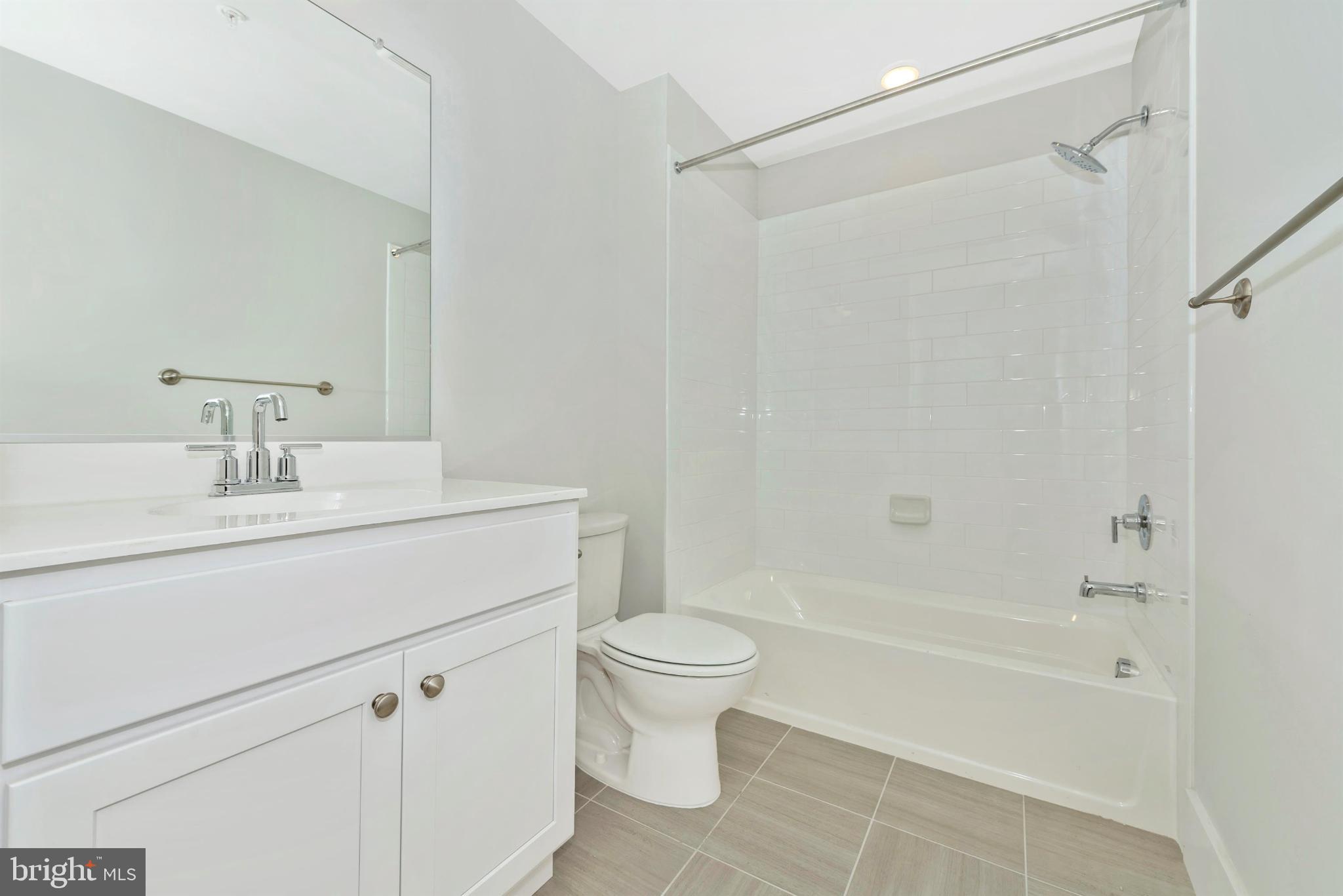 DOWNTOWN EASTON - Residential