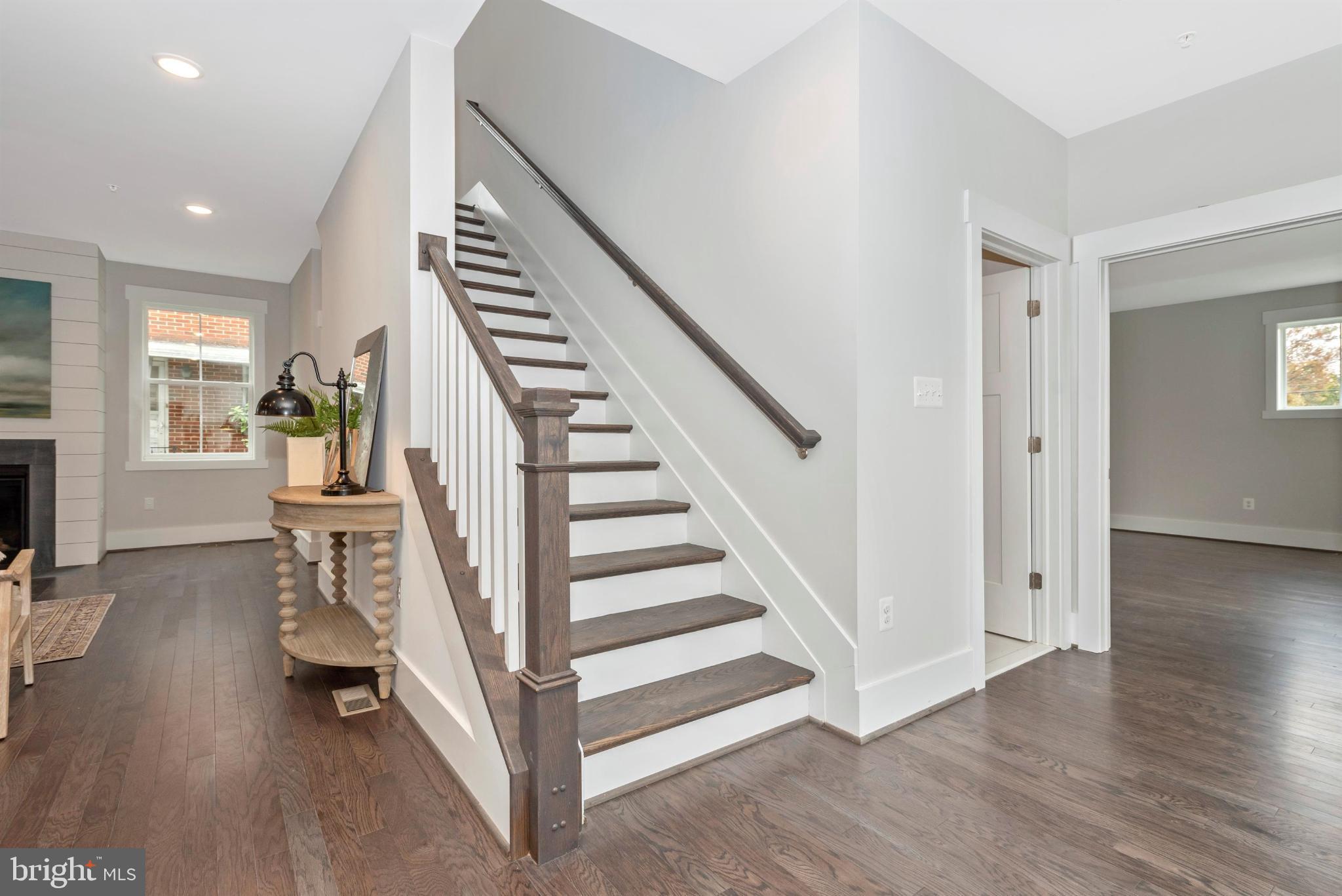 DOWNTOWN EASTON - Residential