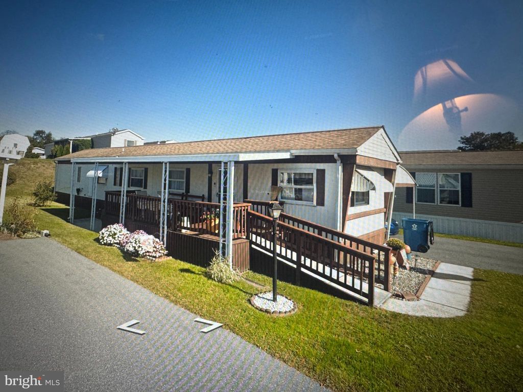 Photo of 114 Ridgewood Manor, MANHEIM, PA 17545 (MLS # PALA2078680)
