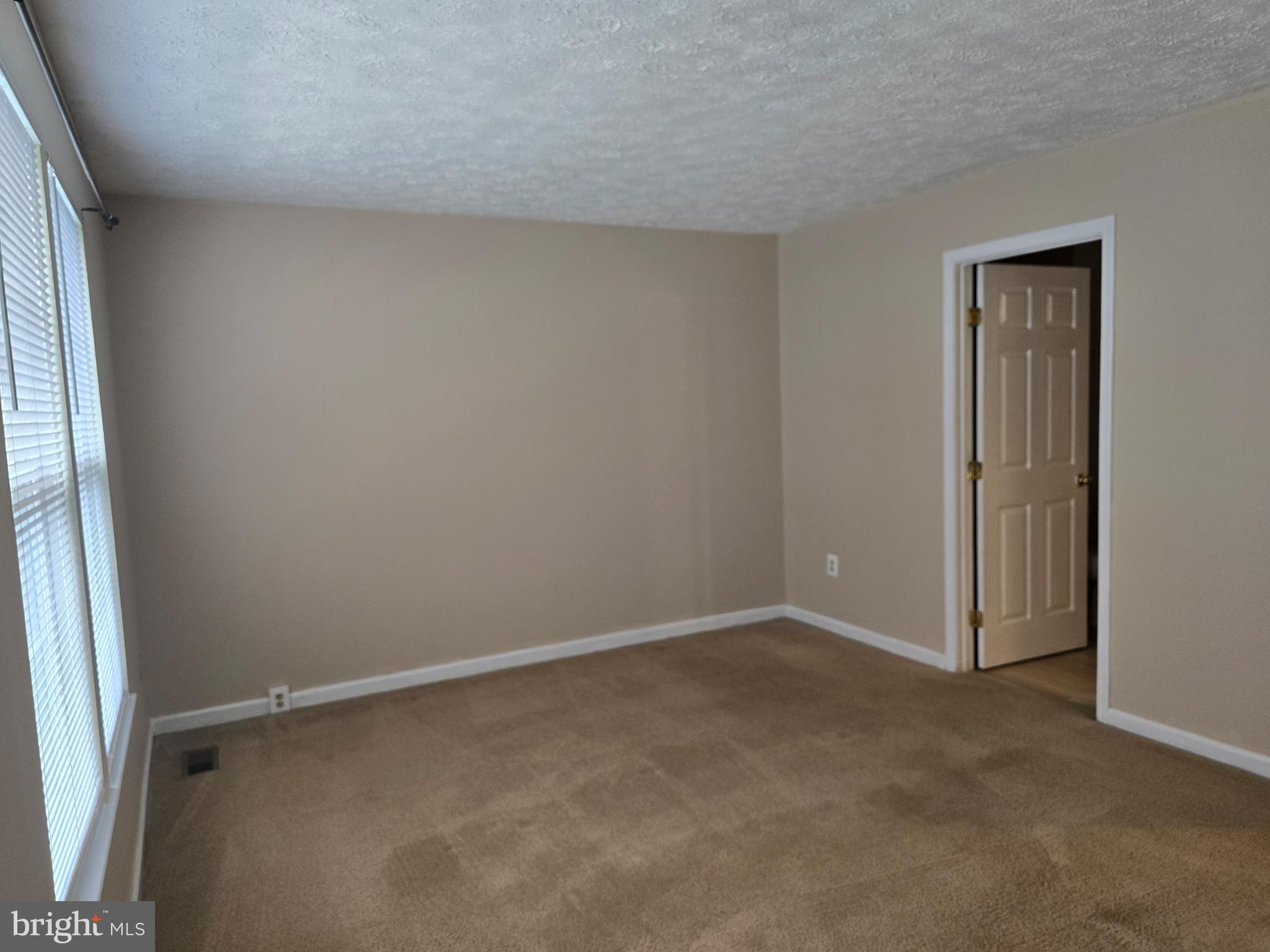 STUART MECHANIC - Residential Lease