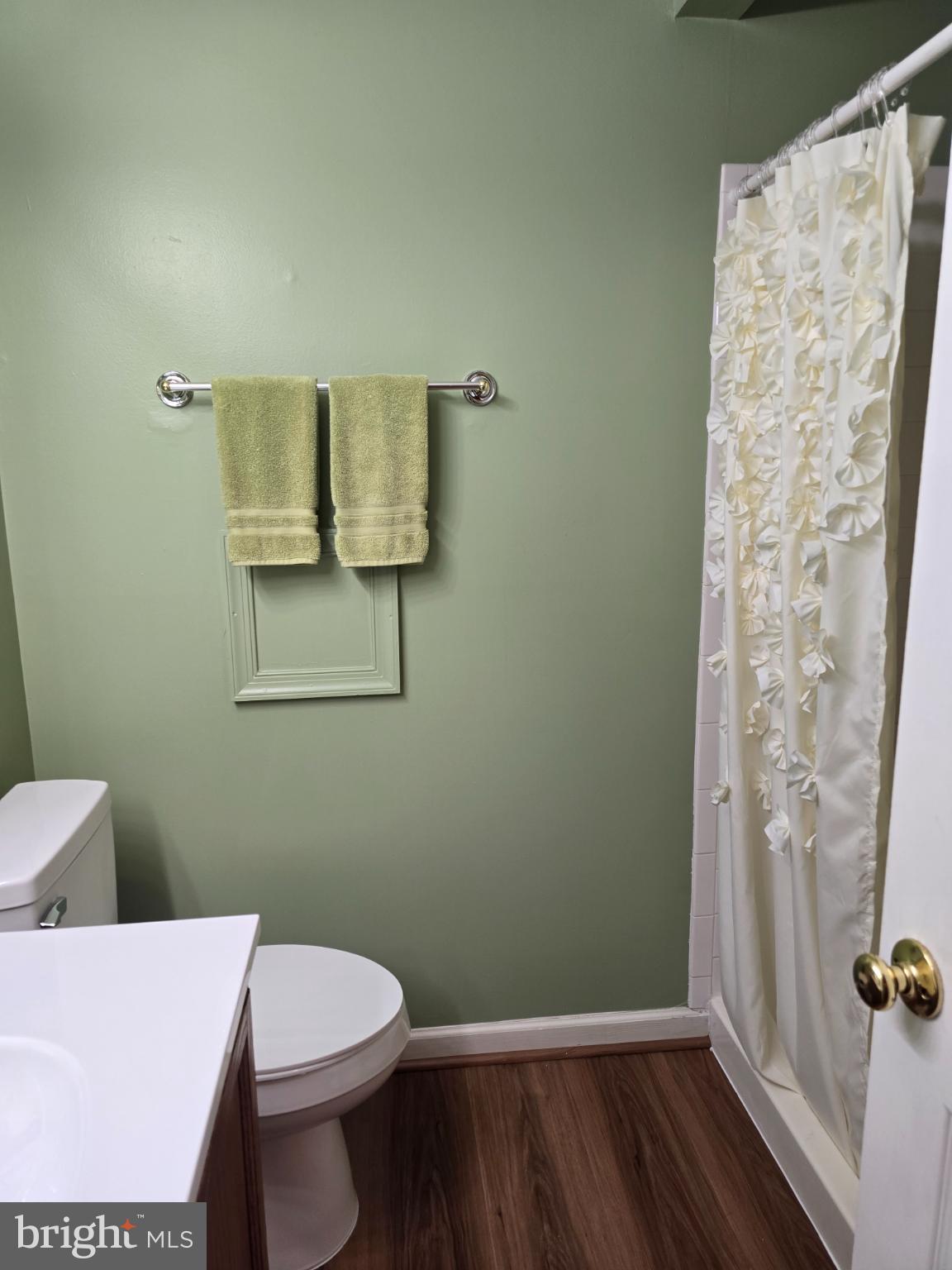 STUART MECHANIC - Residential Lease