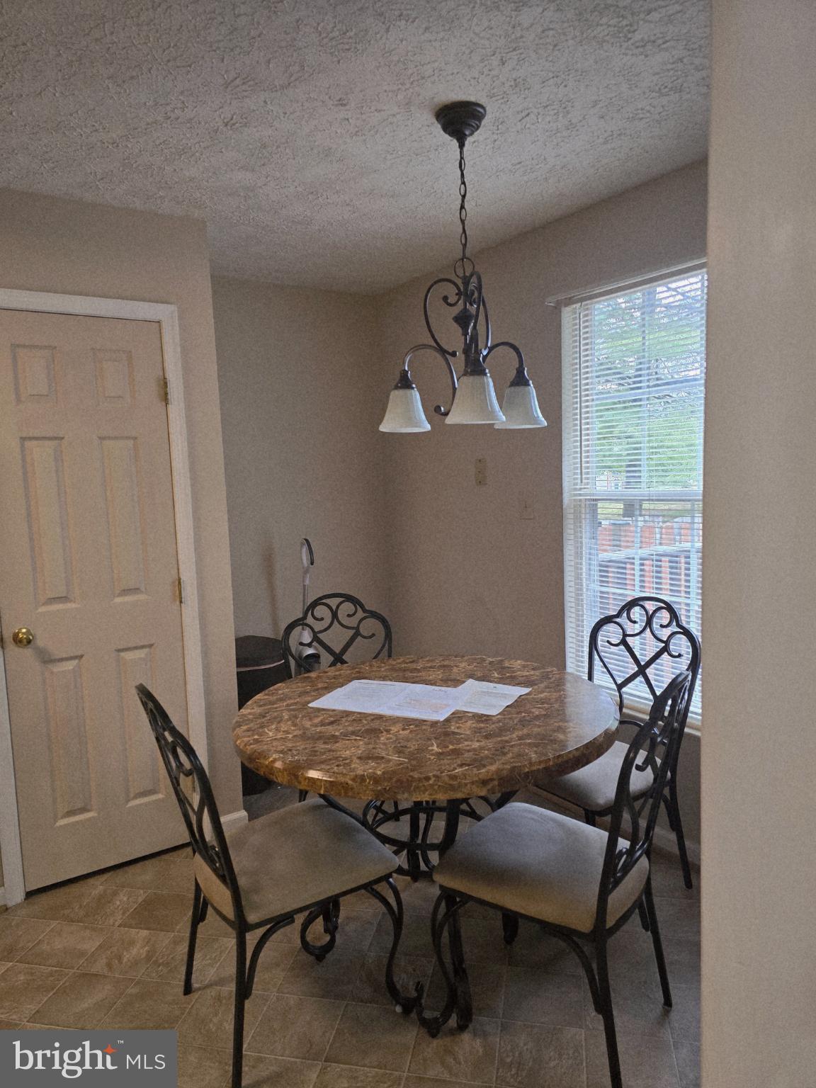 STUART MECHANIC - Residential Lease