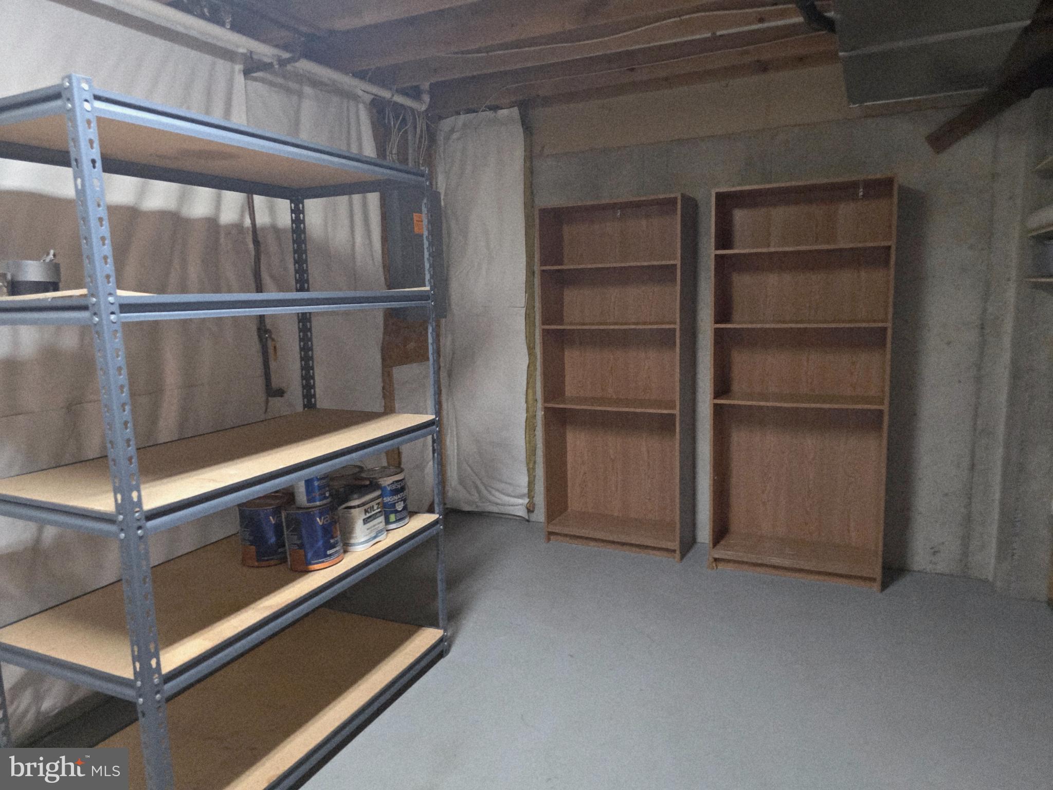 STUART MECHANIC - Residential Lease