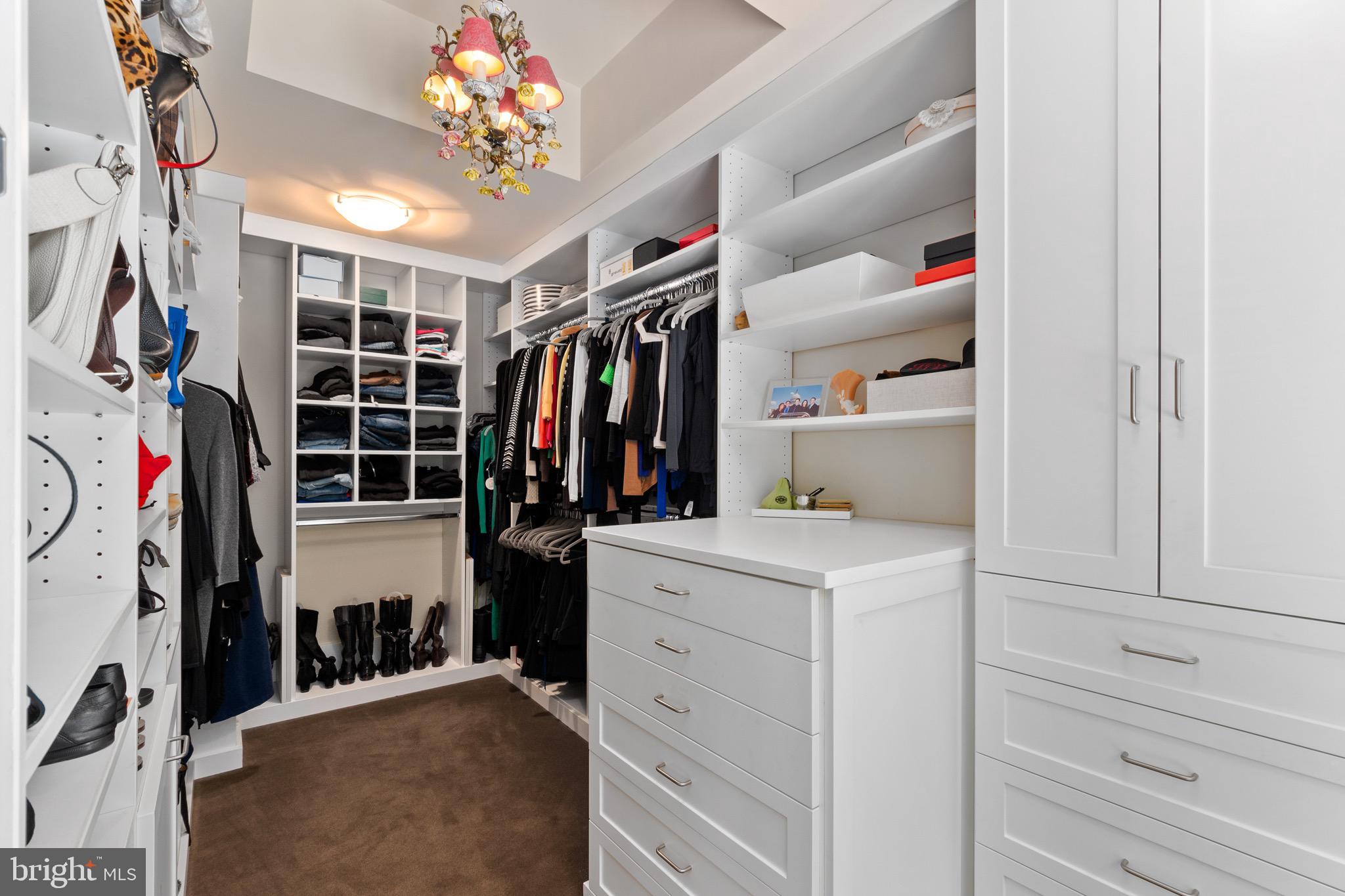 THE PALISADES - Residential