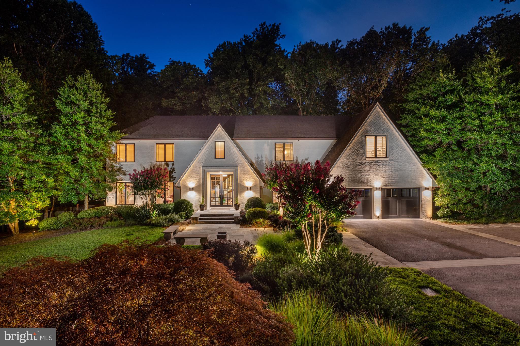 THE PALISADES - Residential