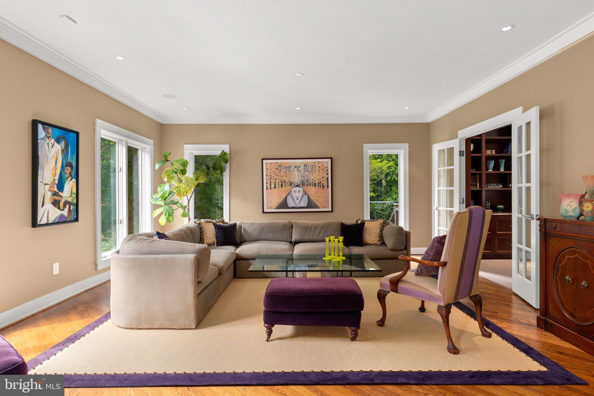 THE PALISADES - Residential