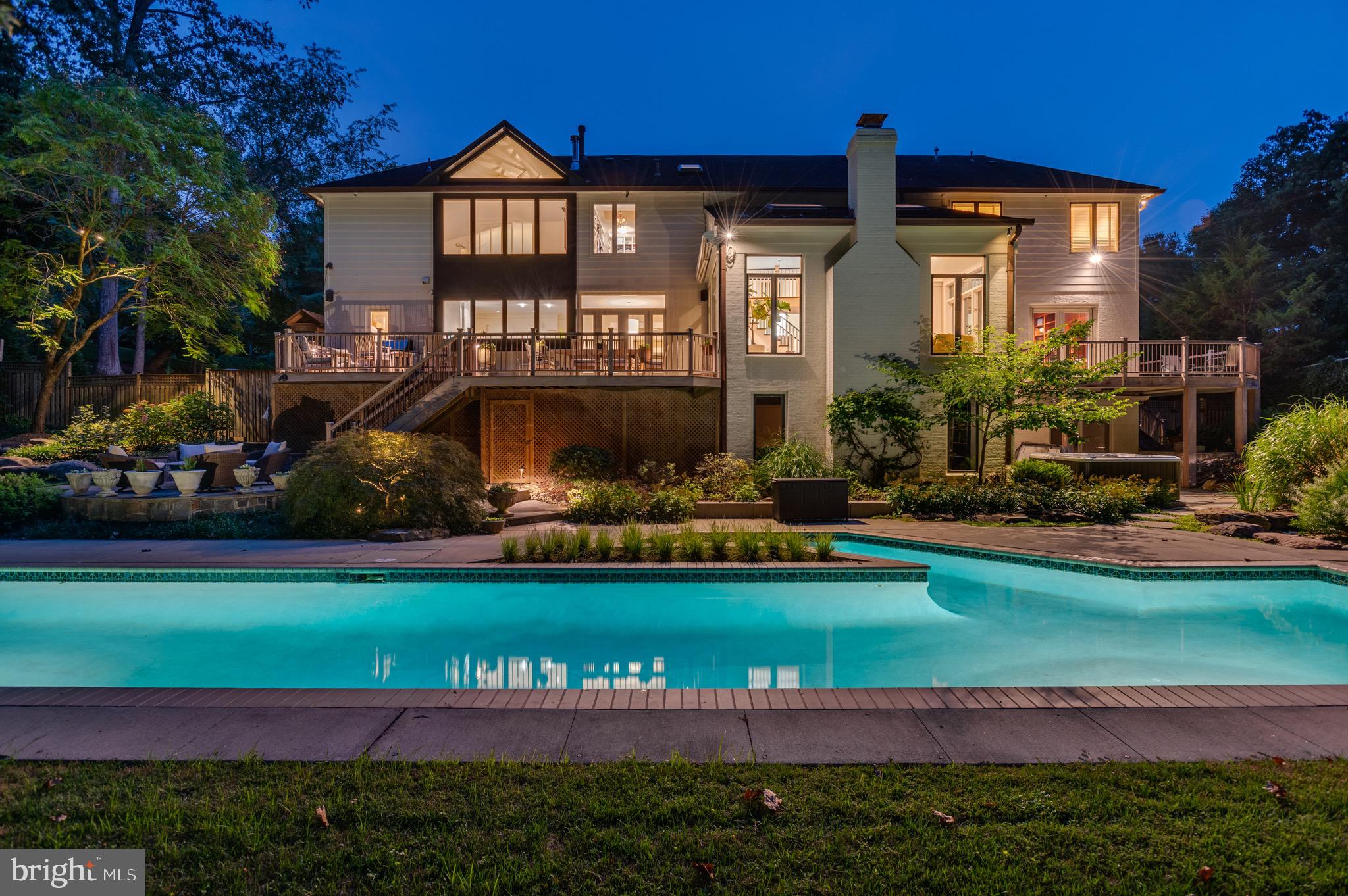 THE PALISADES - Residential