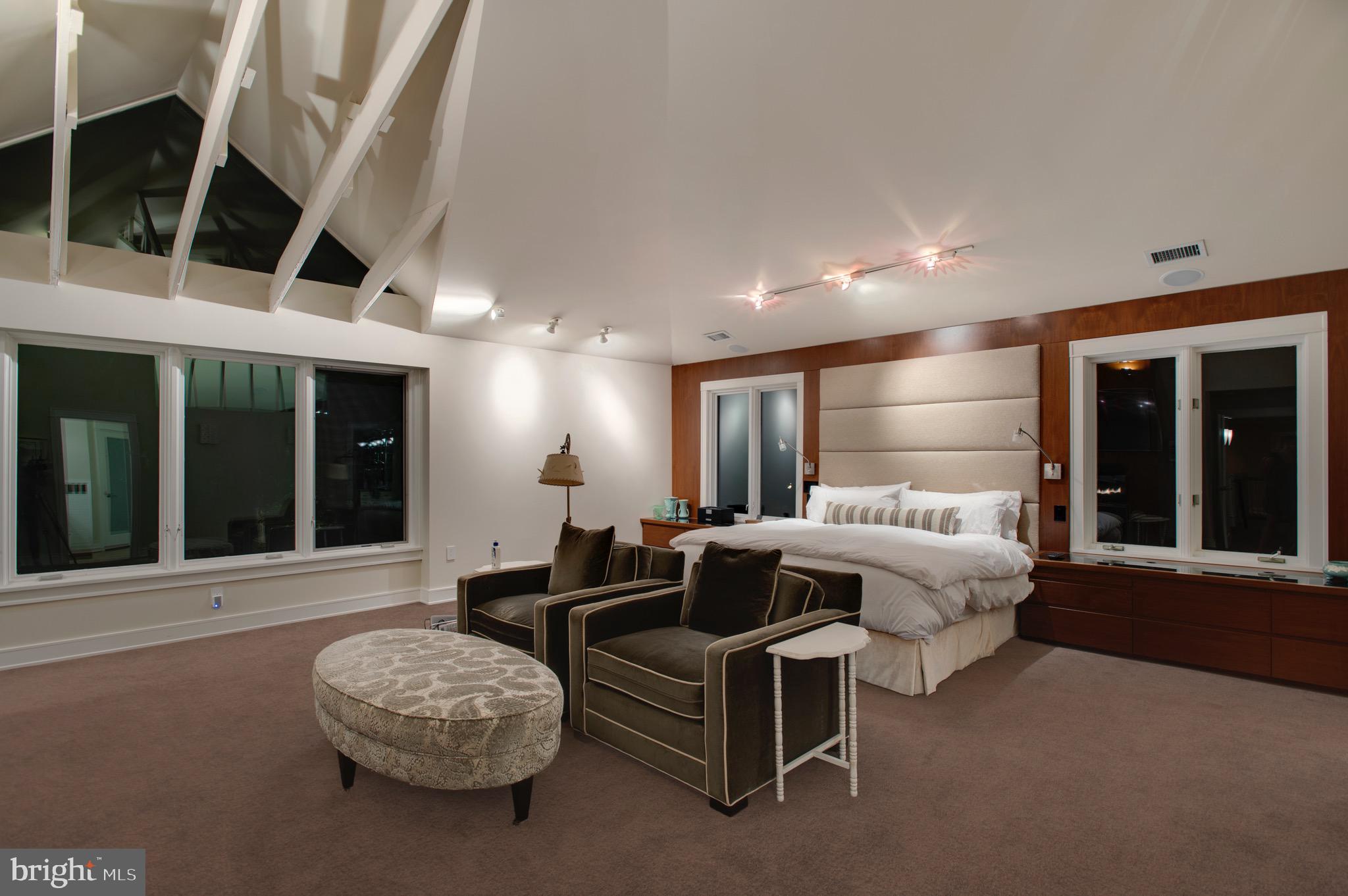 THE PALISADES - Residential