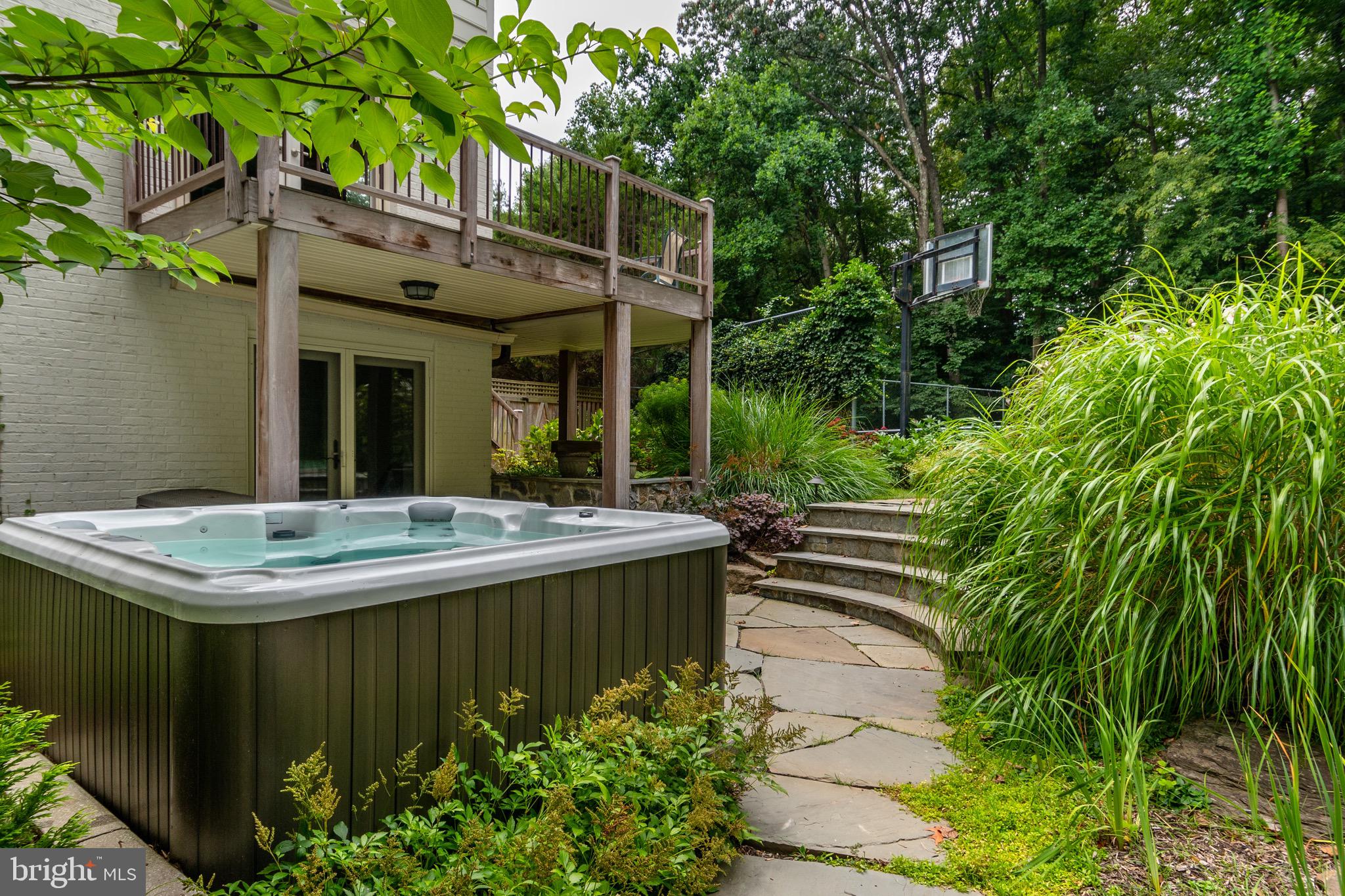 THE PALISADES - Residential