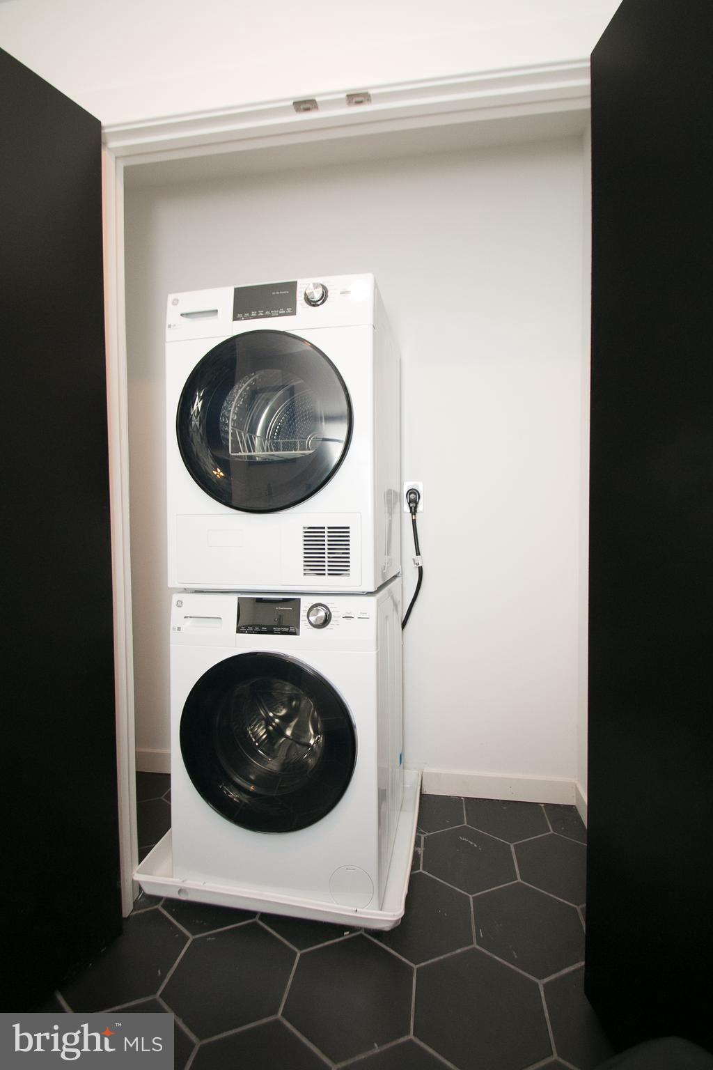 WEST PHILADELPHIA - Residential Lease