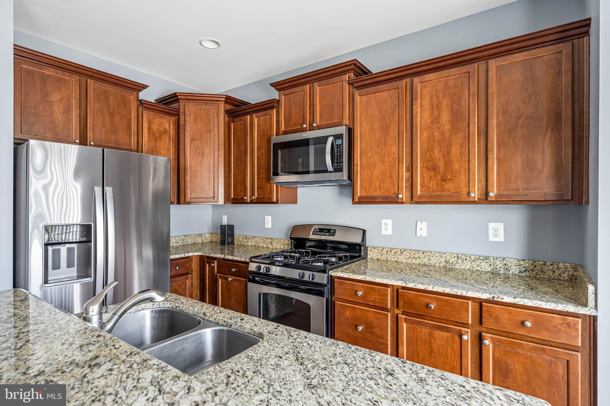 PLANTATION LAKES - Residential