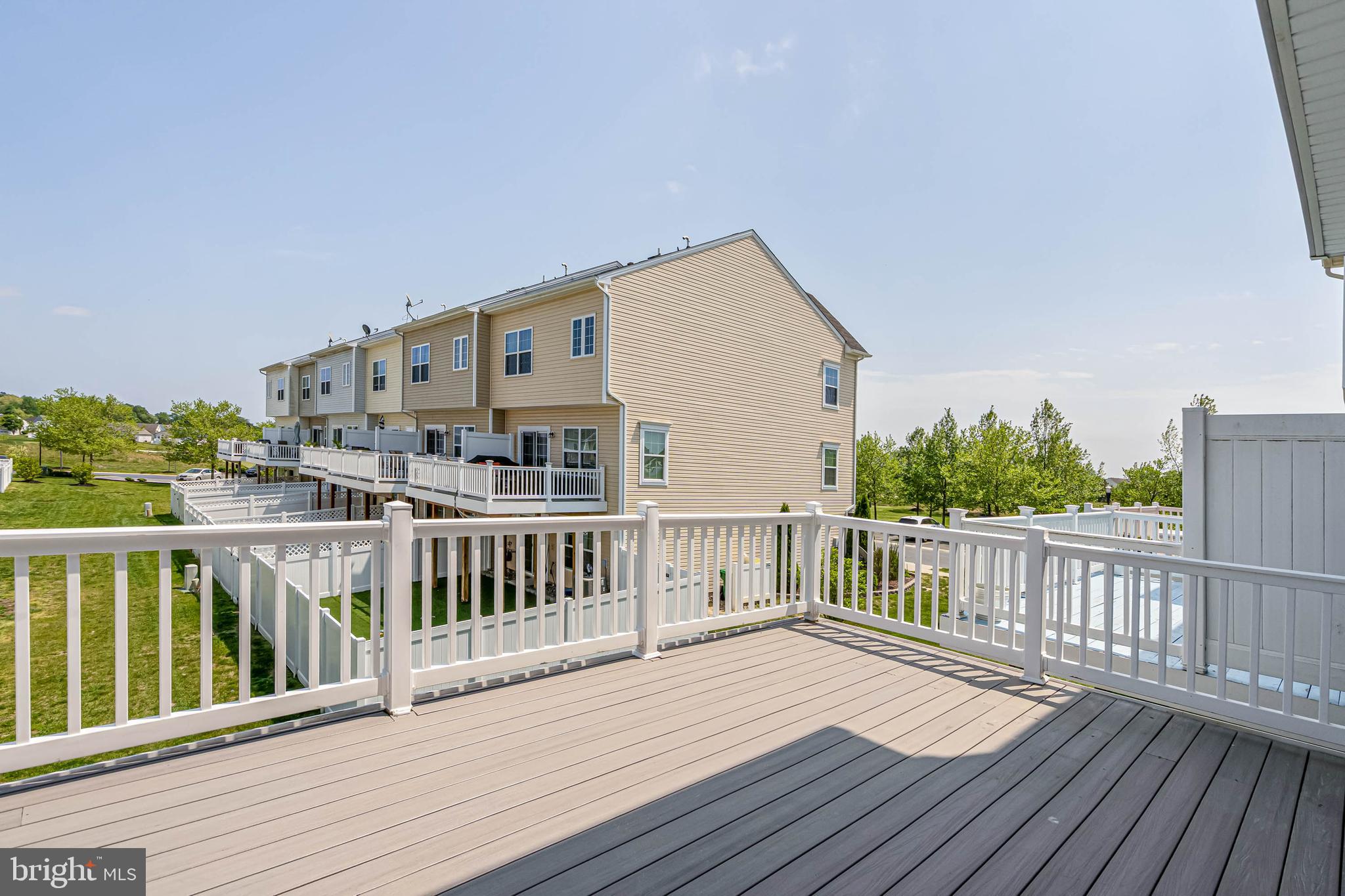 PLANTATION LAKES - Residential