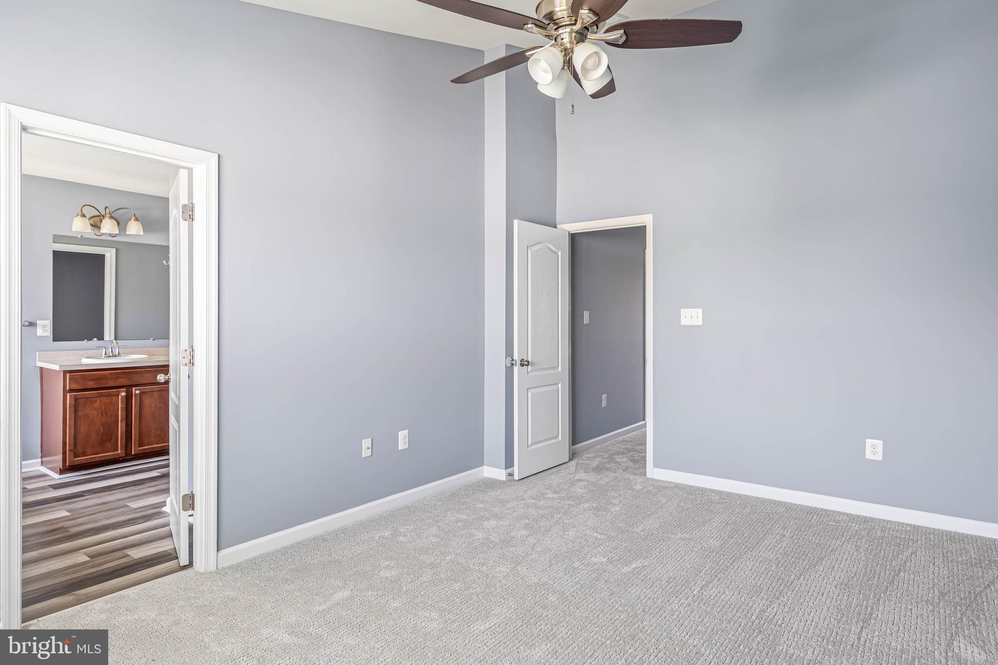 PLANTATION LAKES - Residential