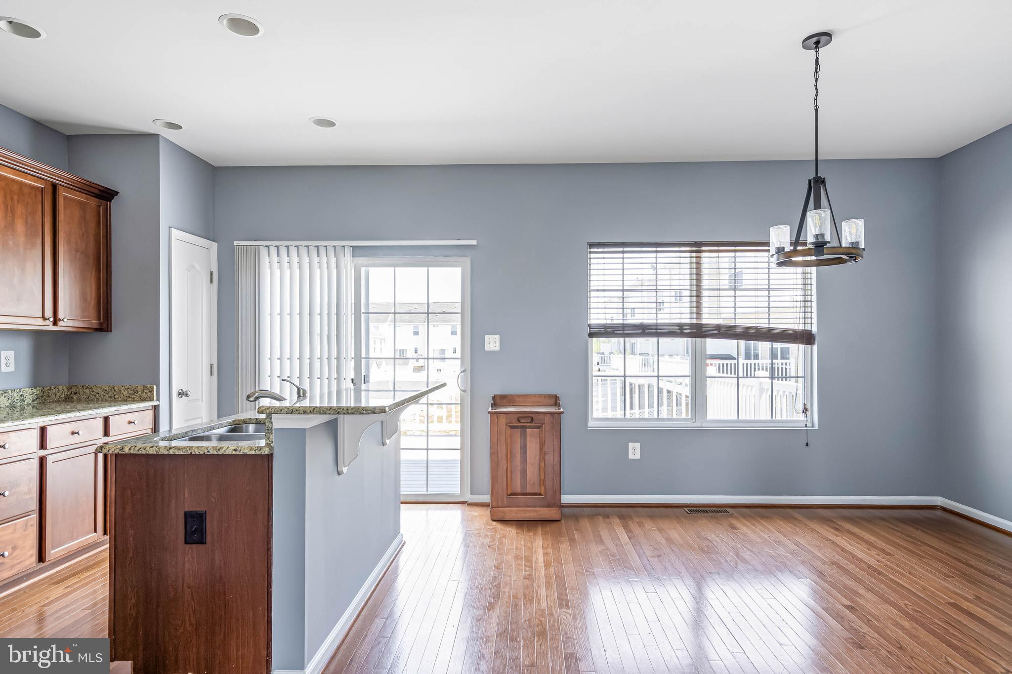 PLANTATION LAKES - Residential