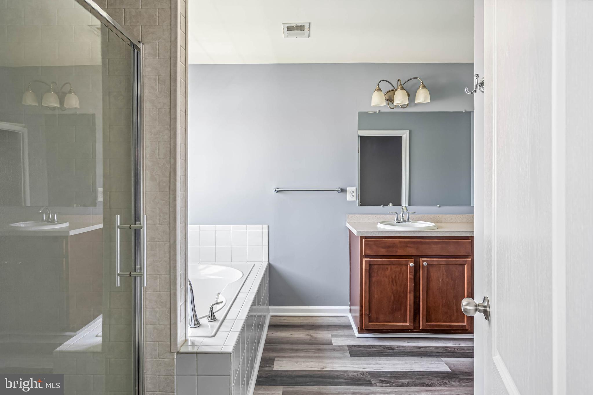 PLANTATION LAKES - Residential