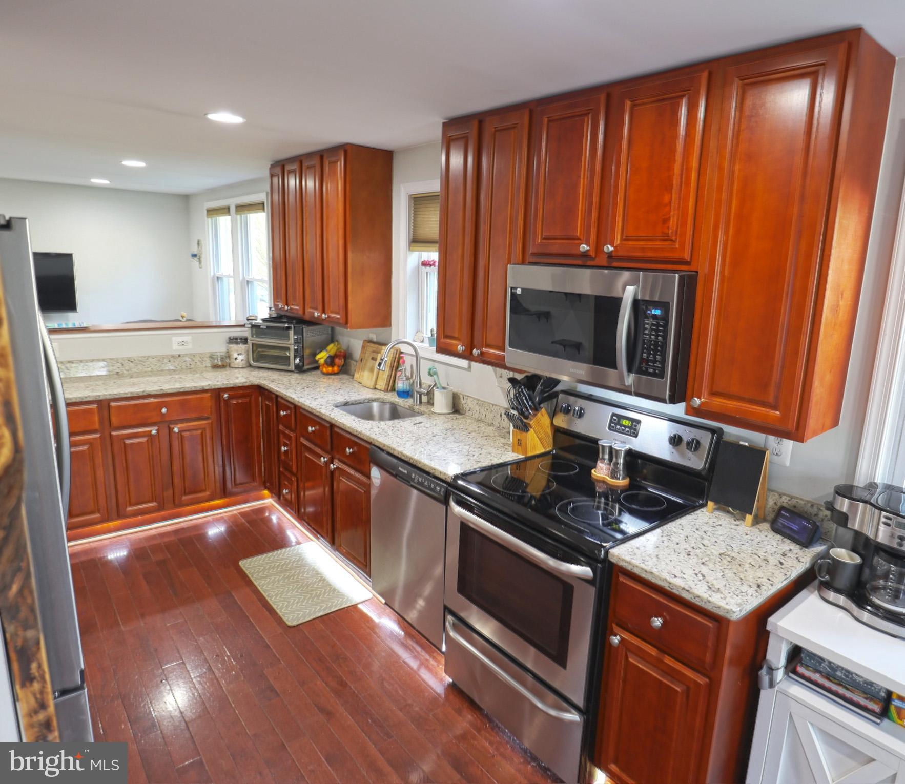 RIVIERA BEACH - Residential