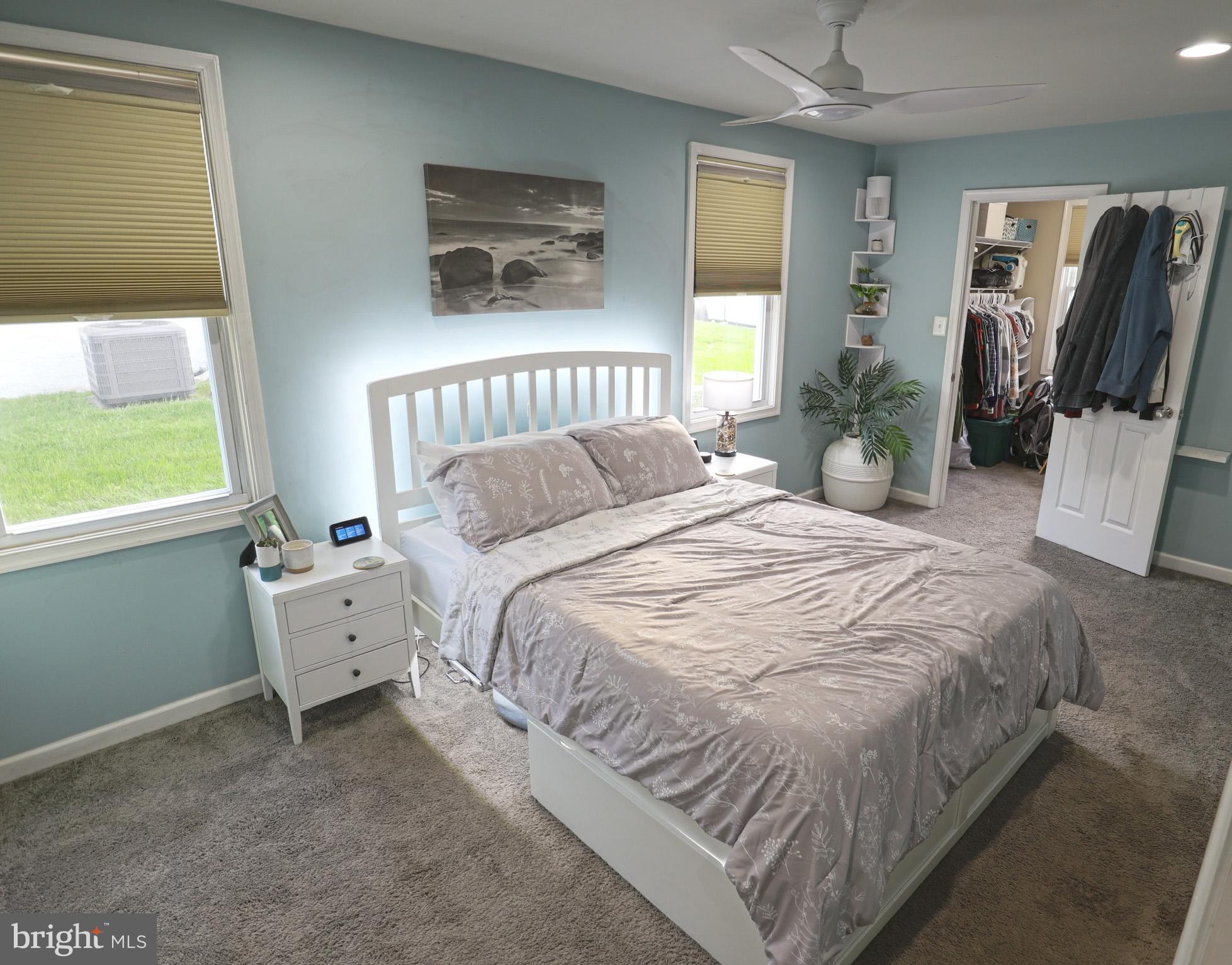 RIVIERA BEACH - Residential