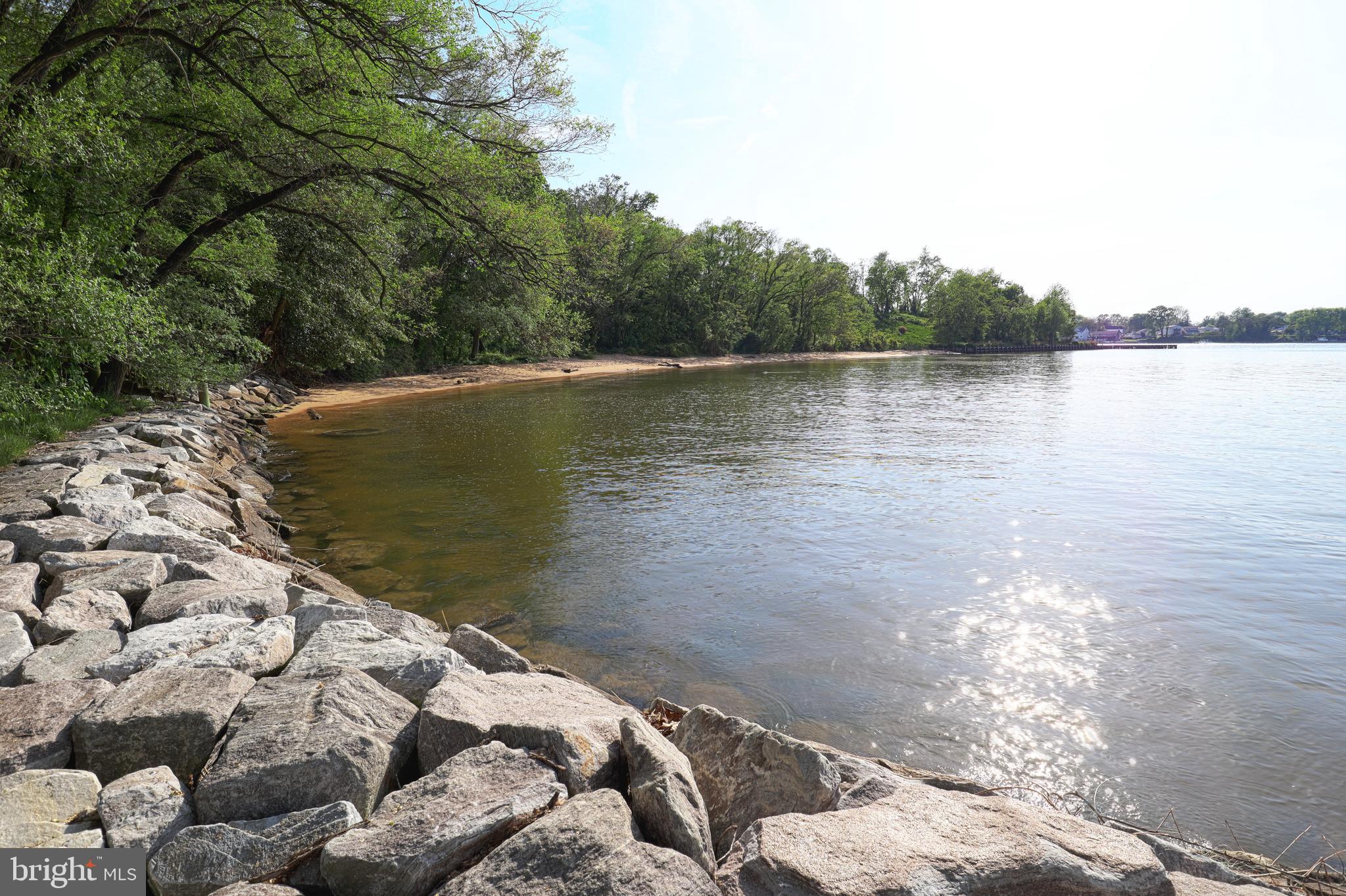 RIVIERA BEACH - Residential