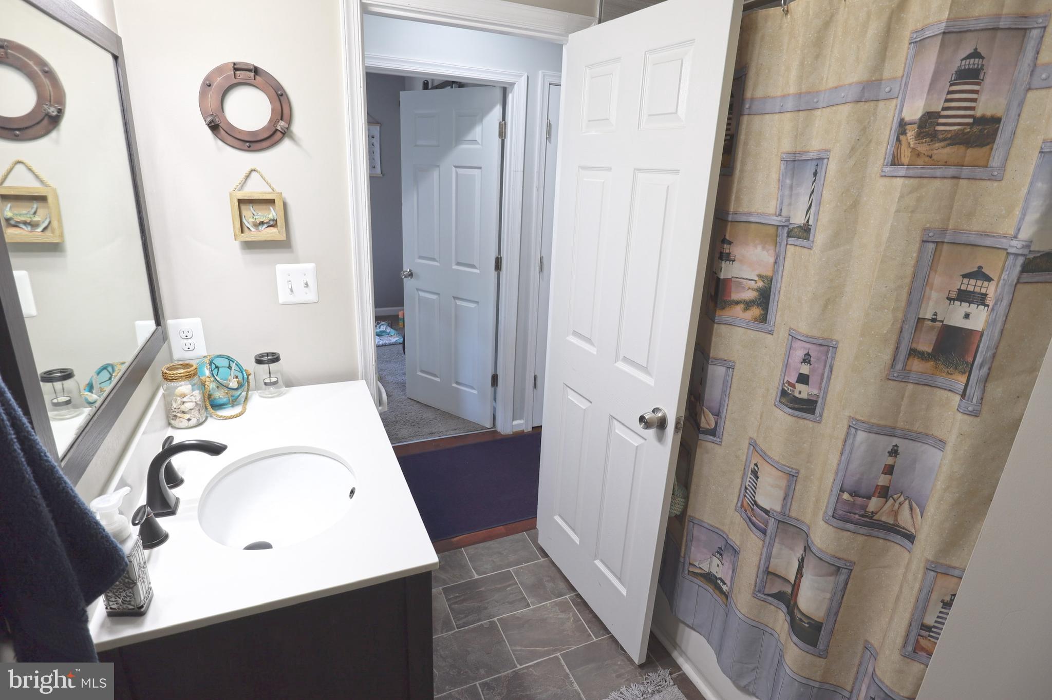 RIVIERA BEACH - Residential