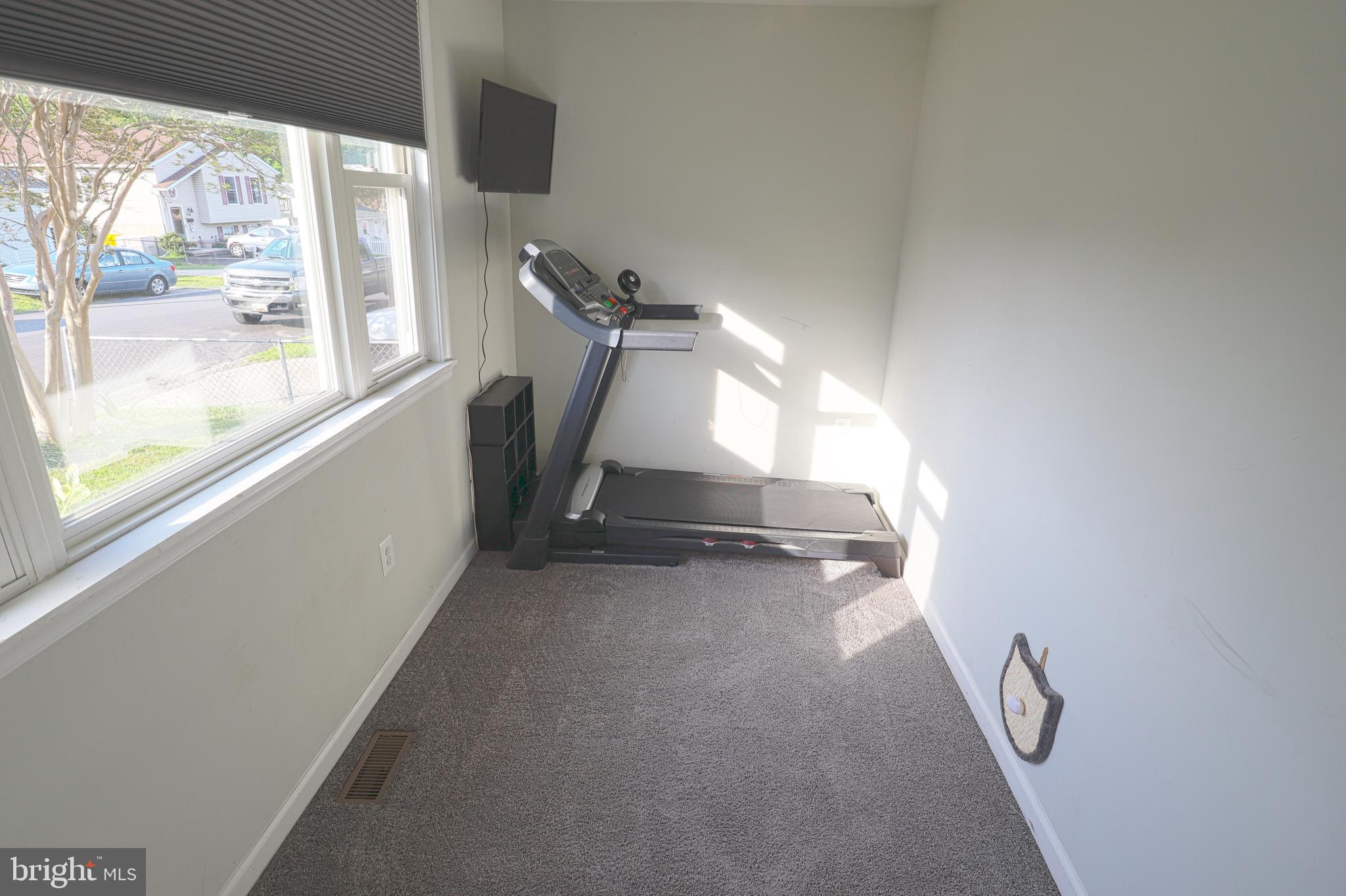 RIVIERA BEACH - Residential