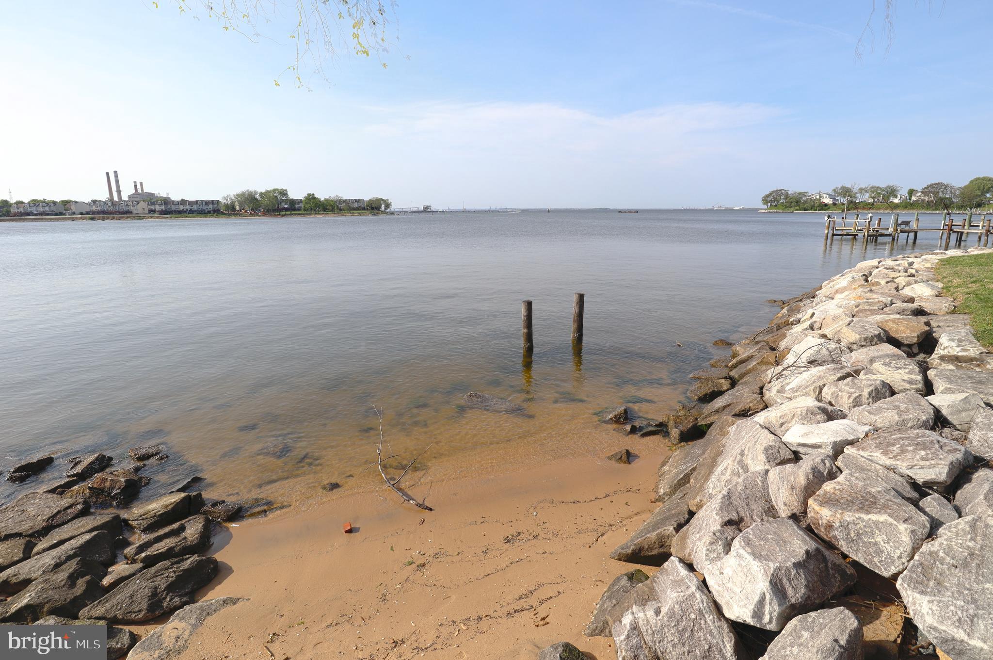 RIVIERA BEACH - Residential