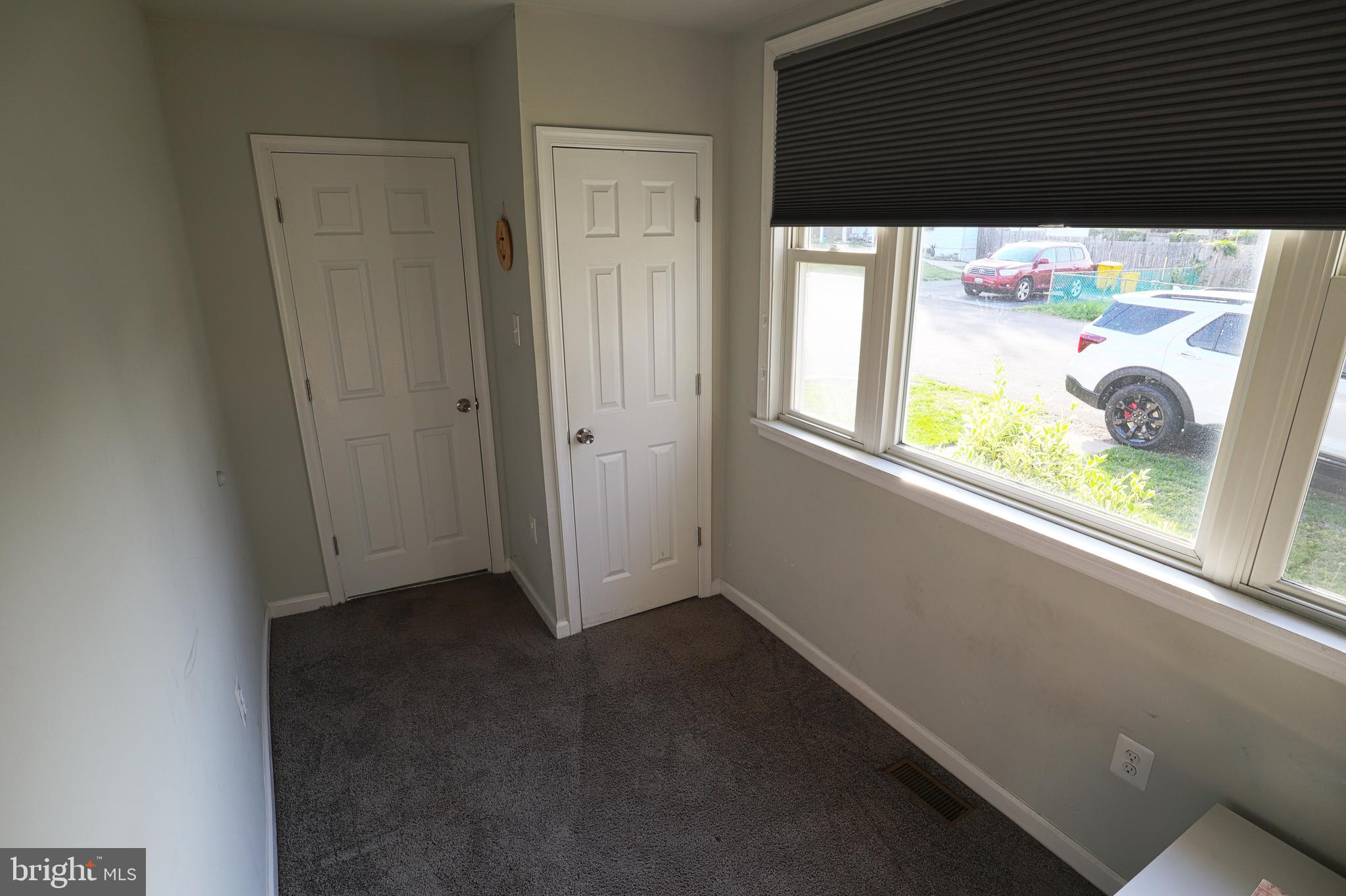 RIVIERA BEACH - Residential