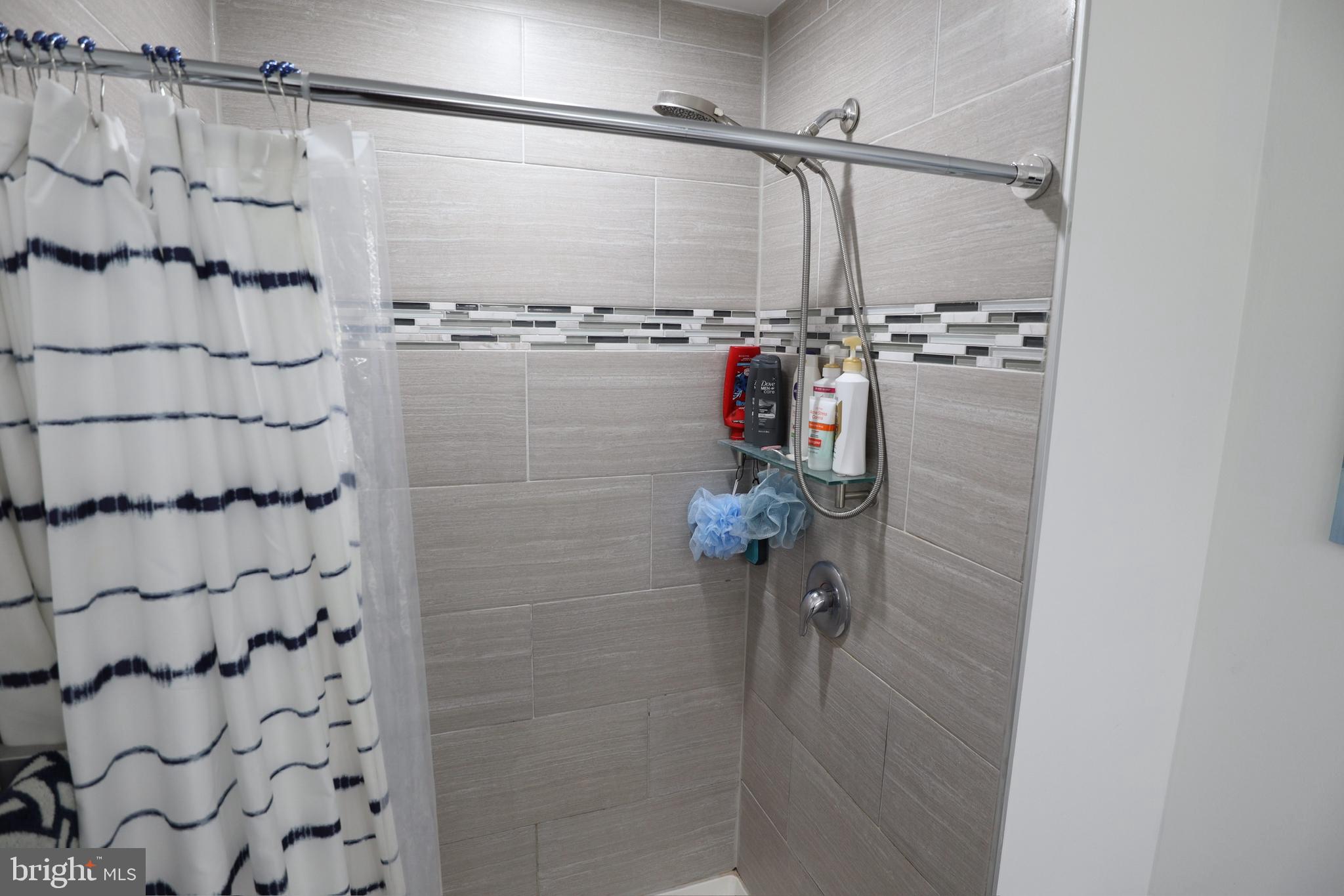 RIVIERA BEACH - Residential