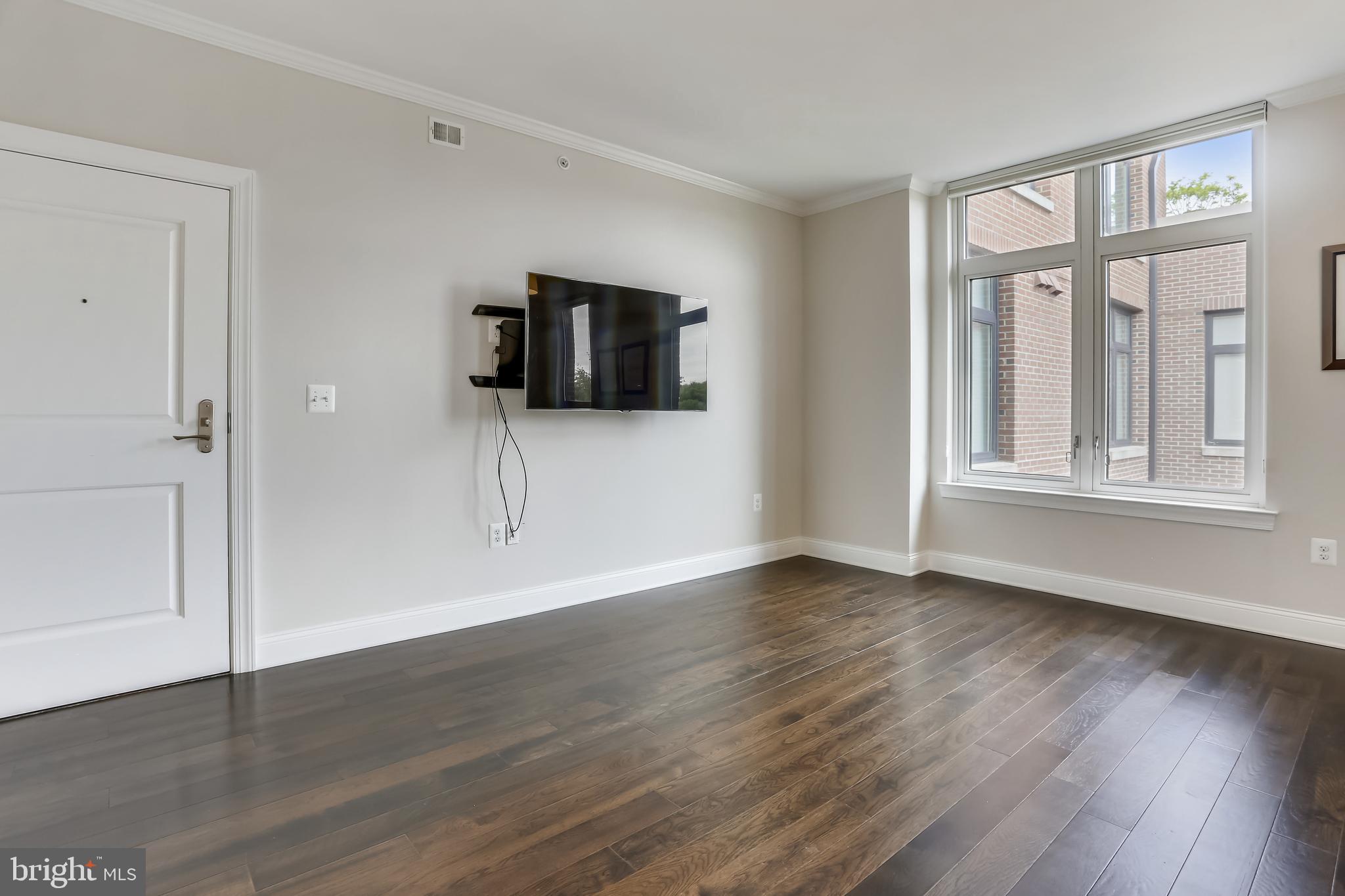 DOWNTOWN BETHESDA - Residential Lease