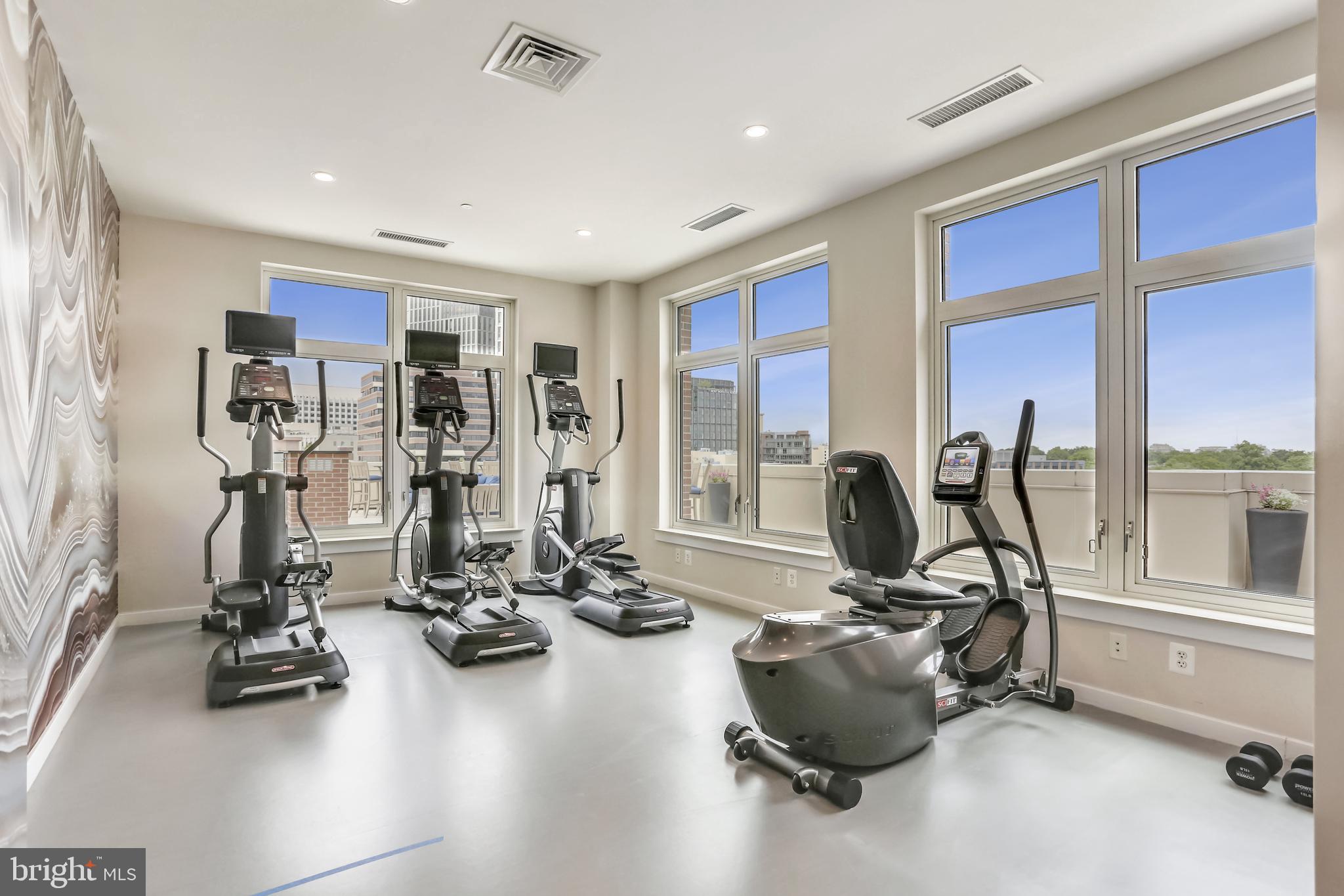 DOWNTOWN BETHESDA - Residential Lease